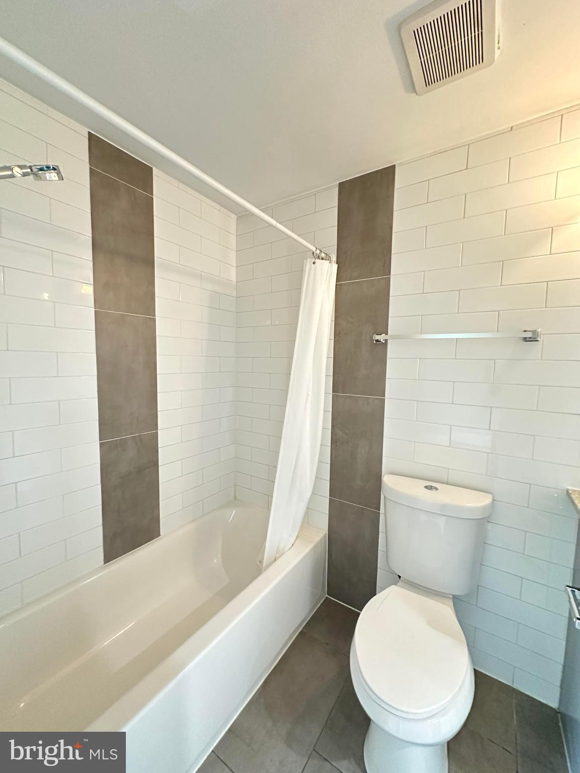 ANACOSTIA - Residential Lease