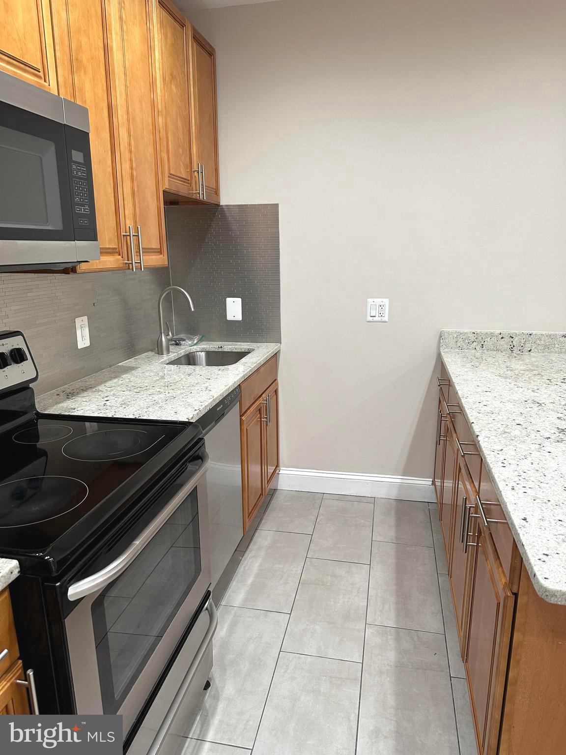 ANACOSTIA - Residential Lease