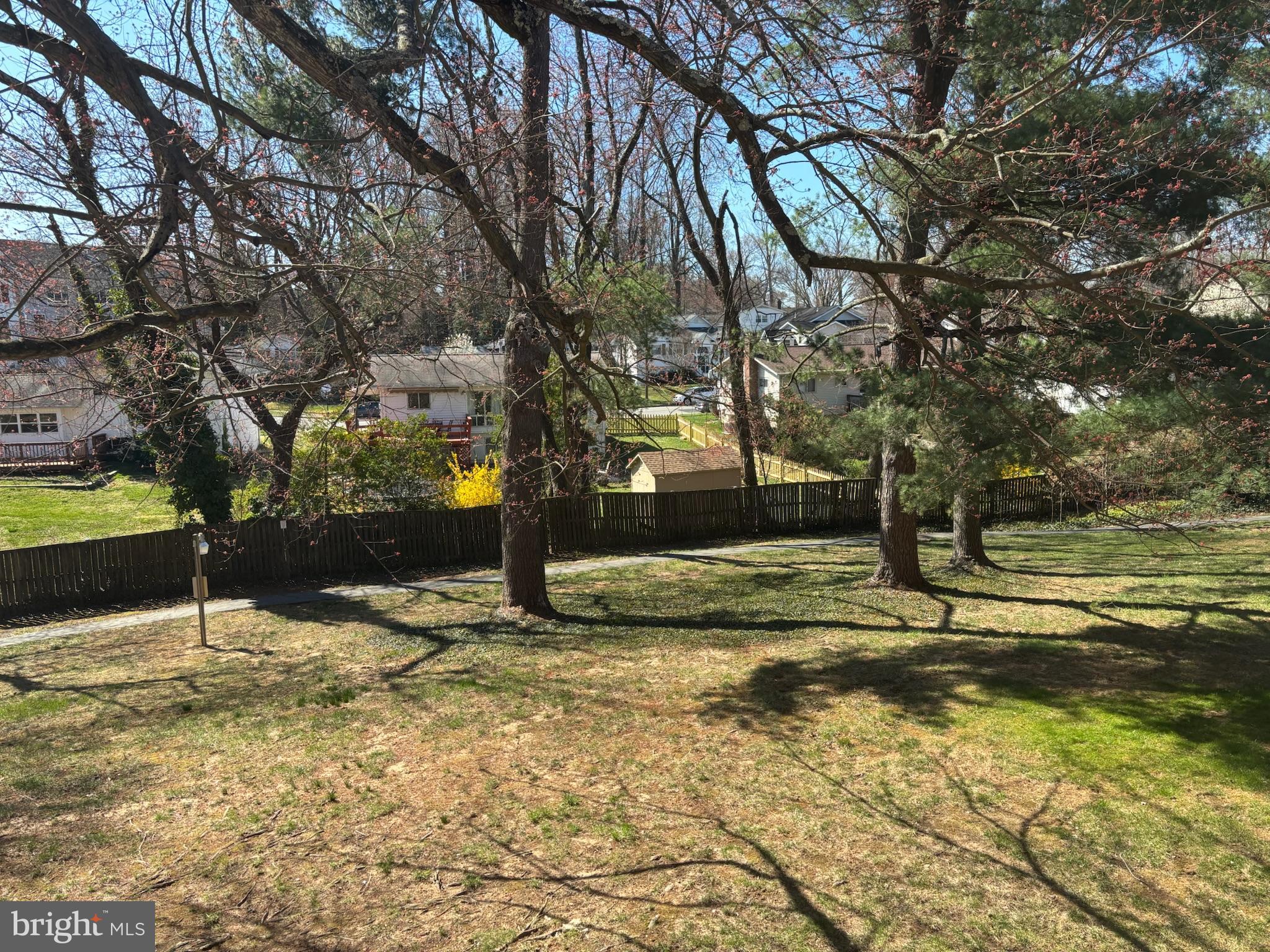 LITTLE RIVER SQ COND - Residential