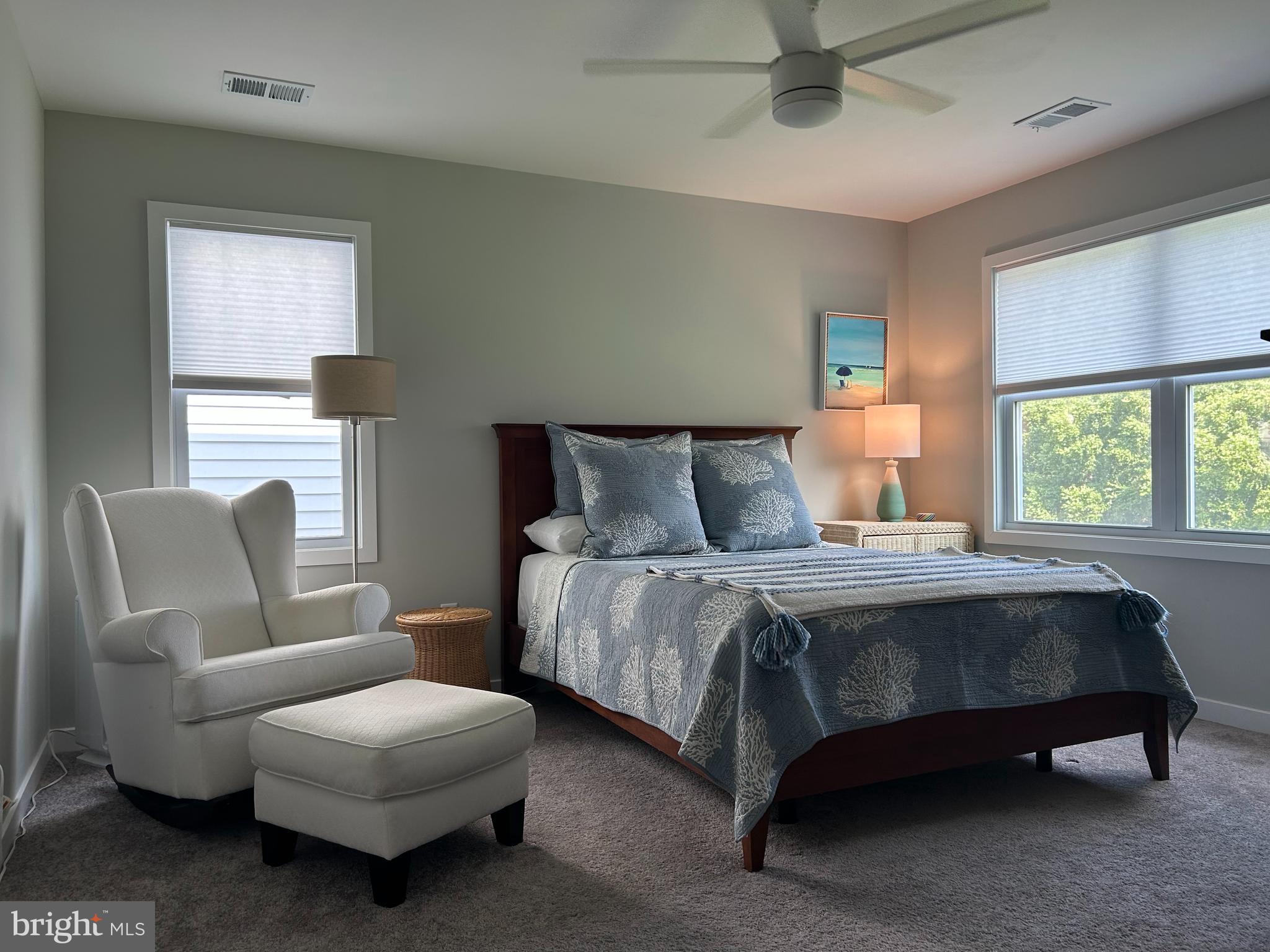 COLONIAL BEACH - Residential