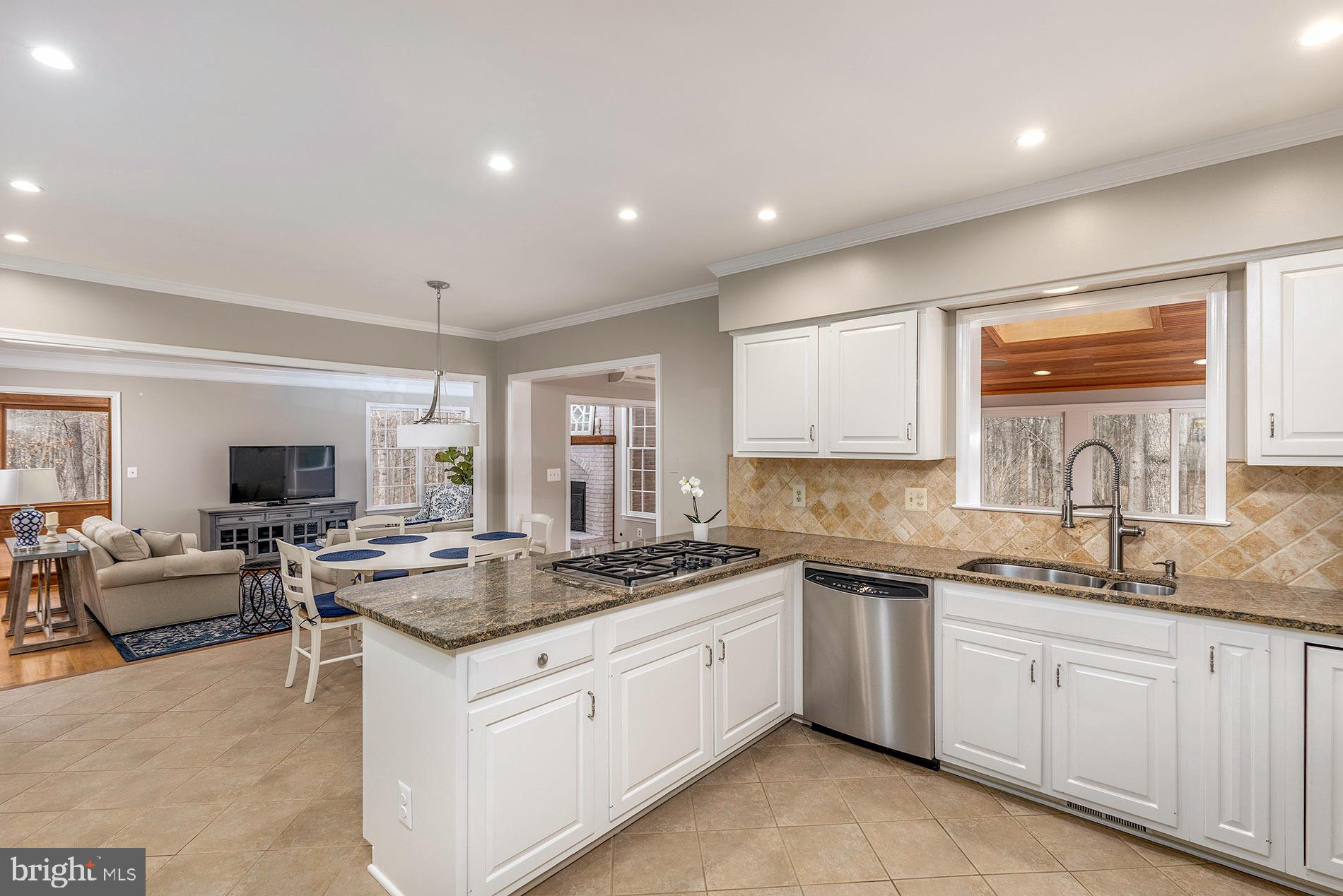 HUNTERS VALLEY MINCHEWS - Residential