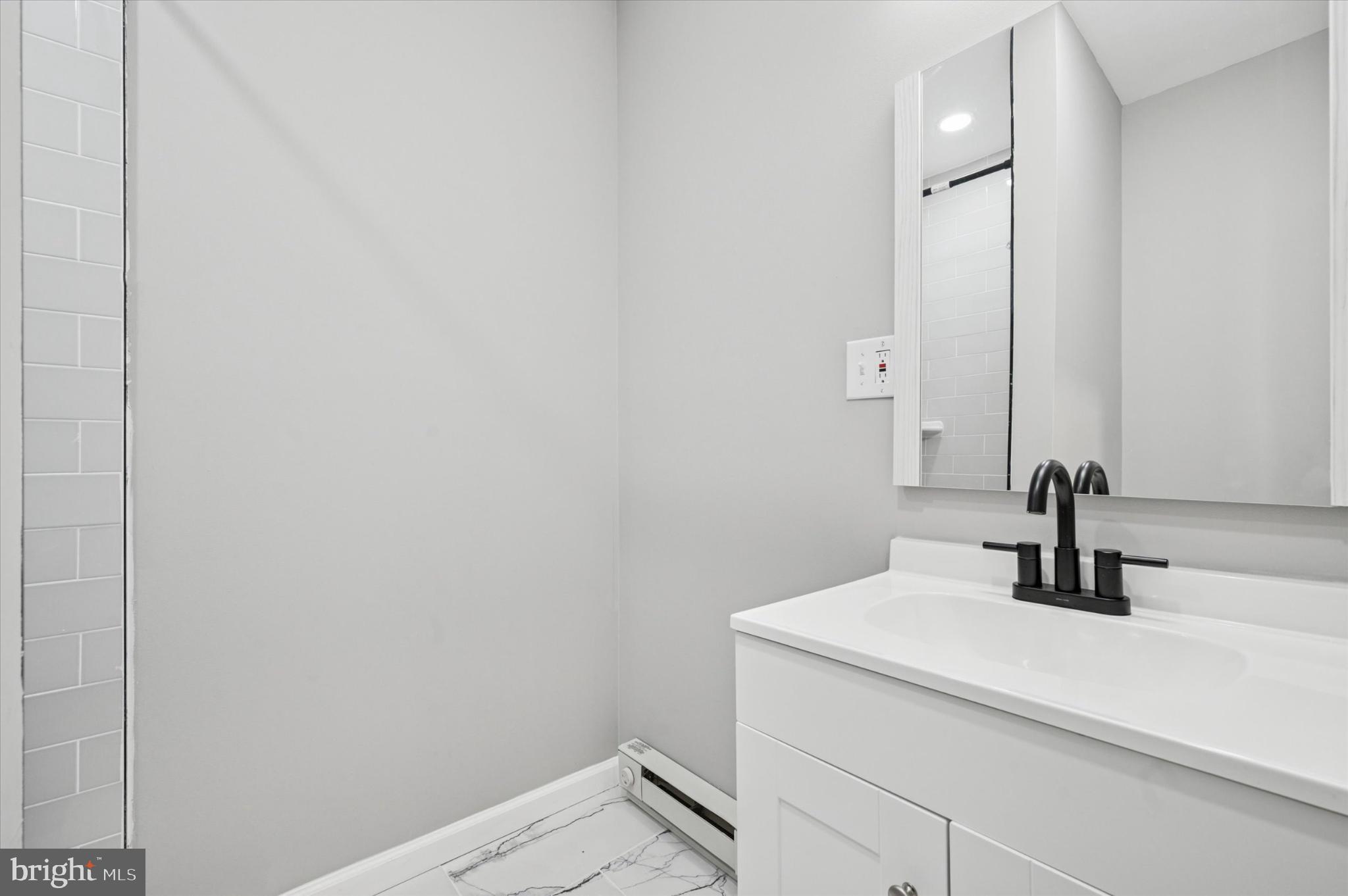 NEWBOLD - Residential Lease