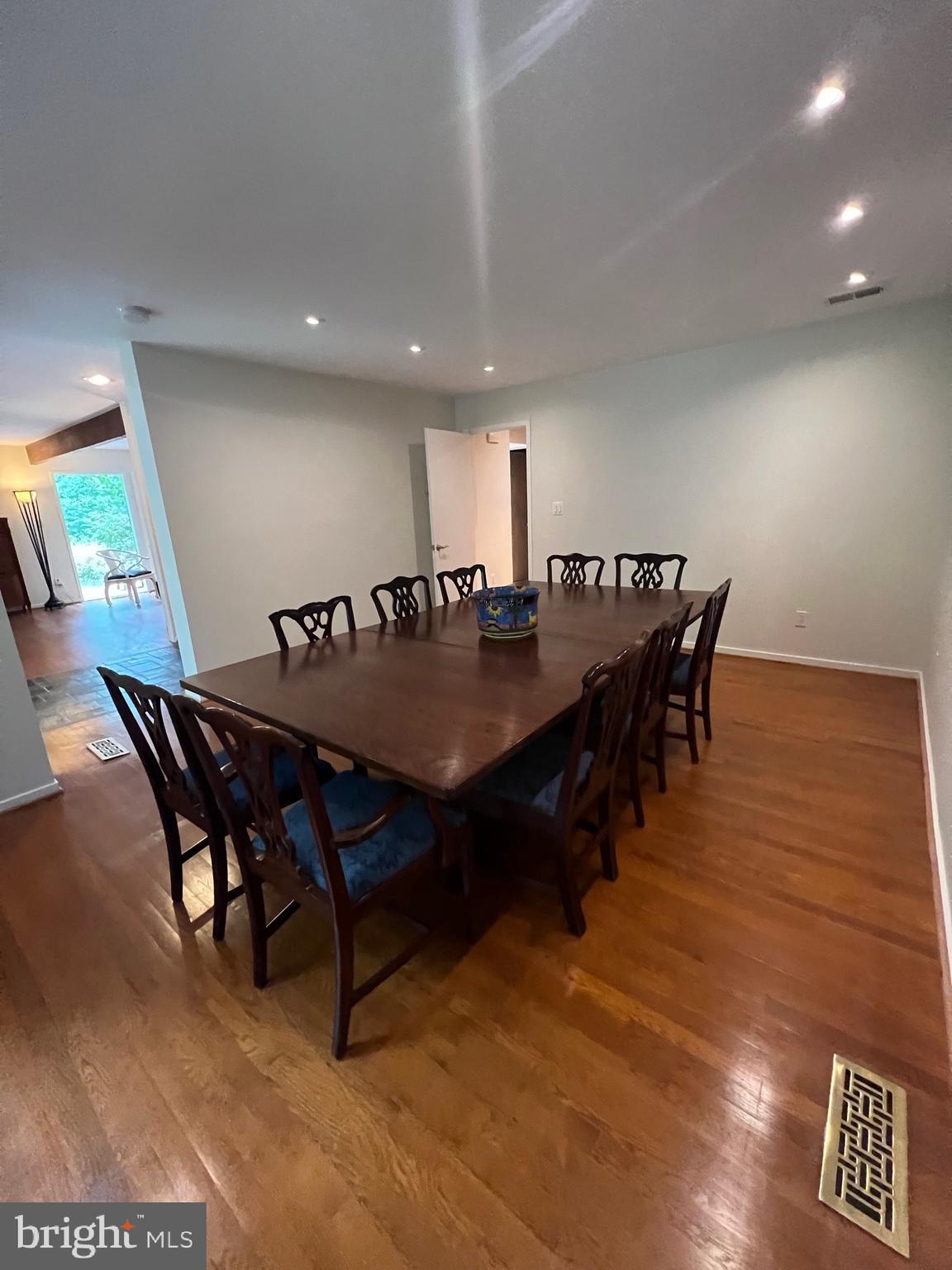 BRADLEY PARK - Residential