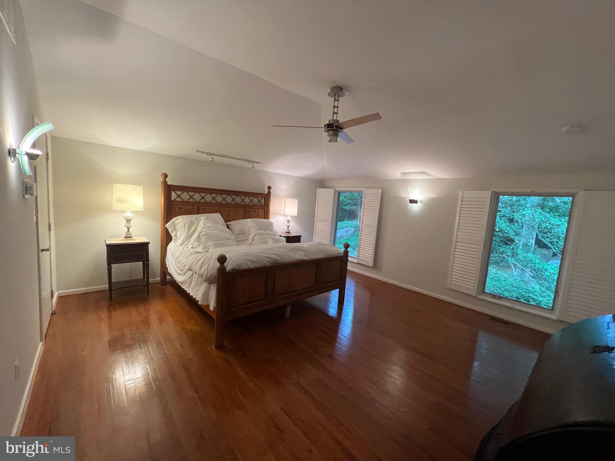 BRADLEY PARK - Residential