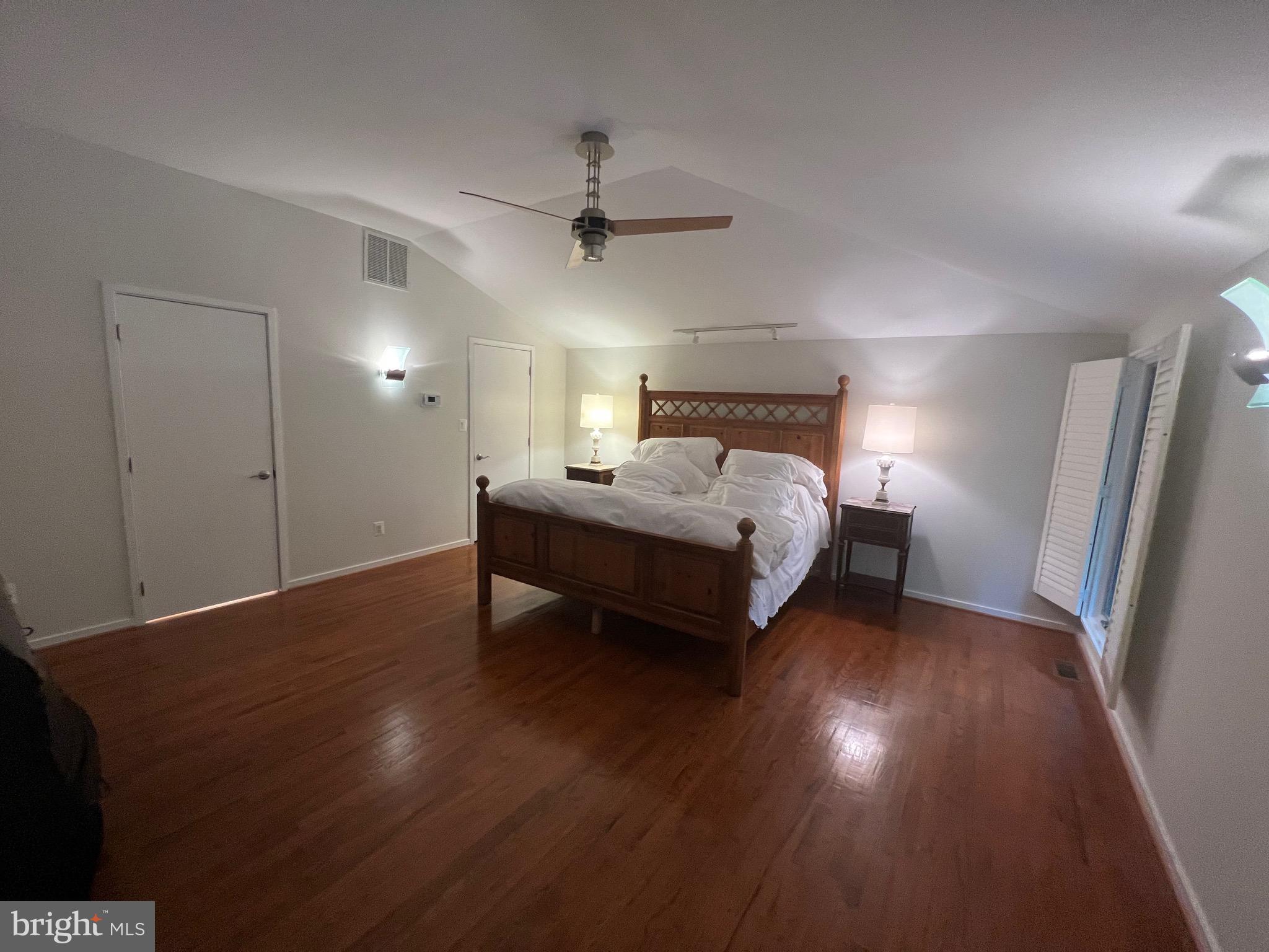 BRADLEY PARK - Residential