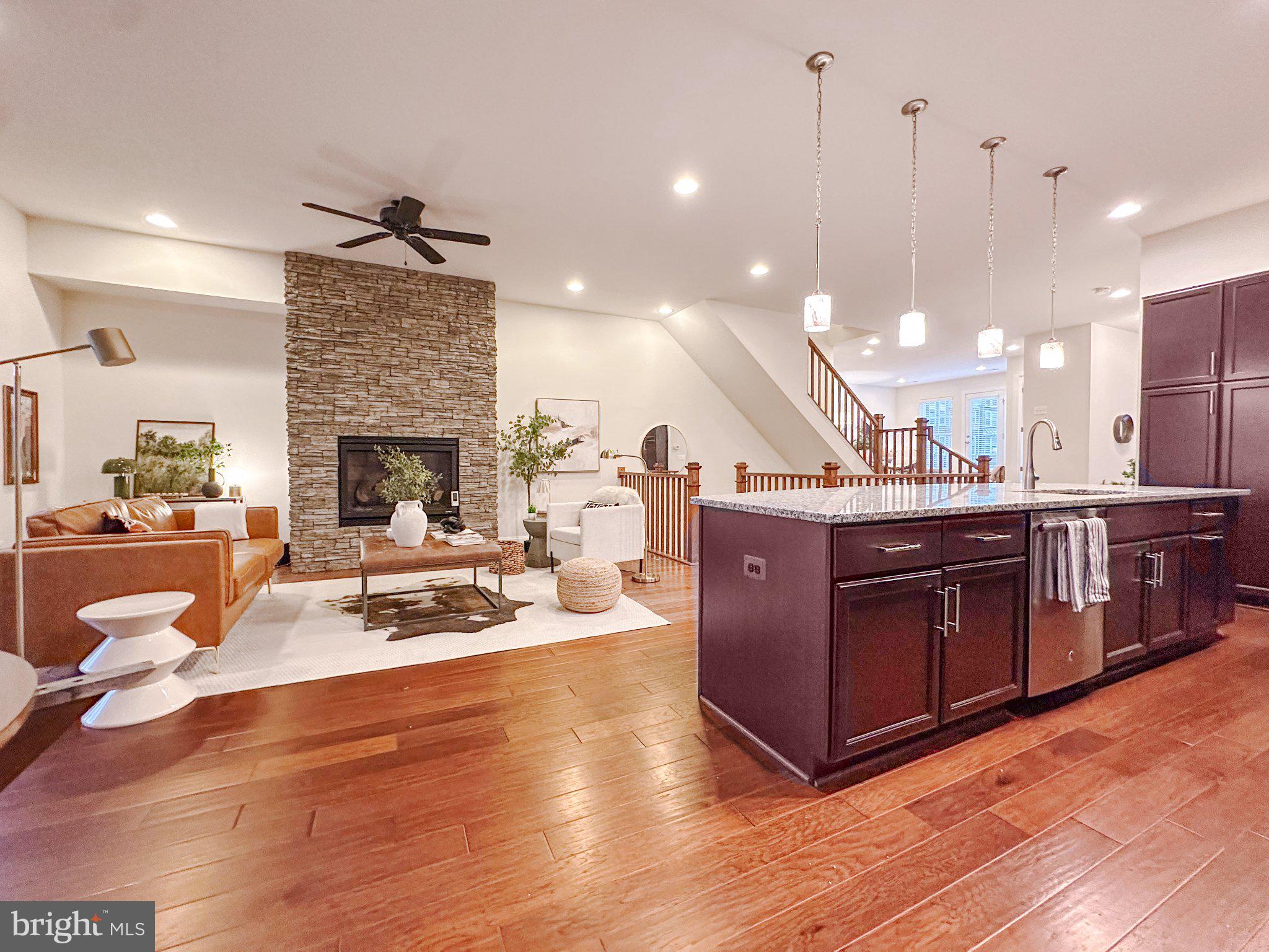 23448 EPPERSON SQUARE