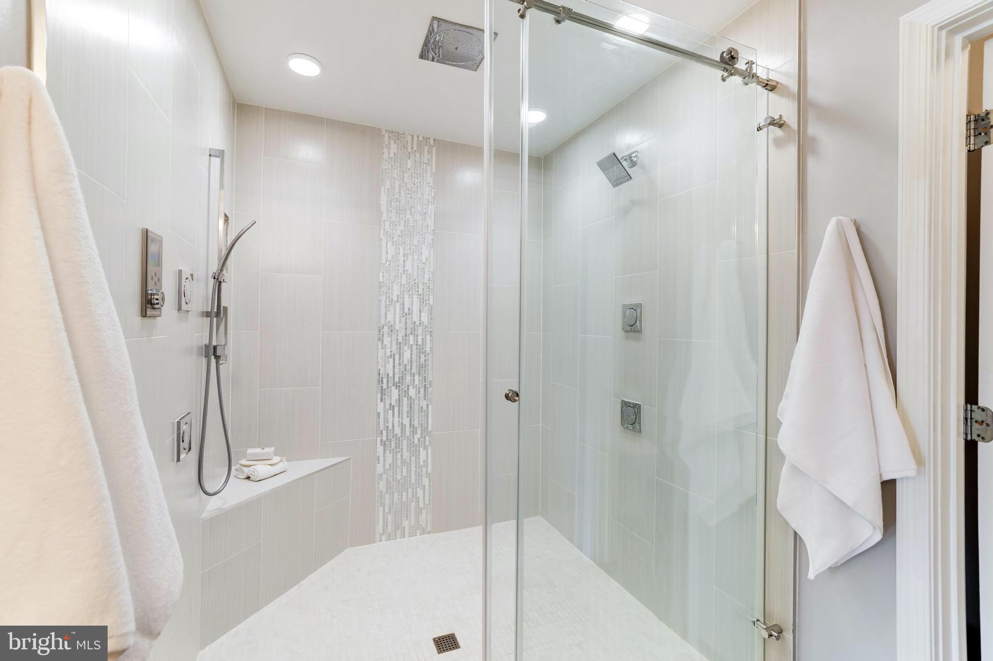 RIXEY VIEW - Residential