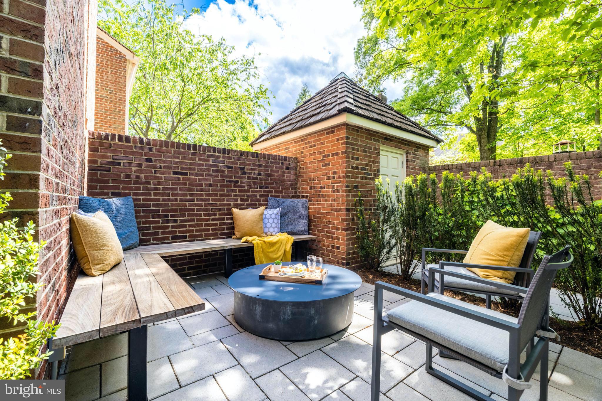 RIXEY VIEW - Residential