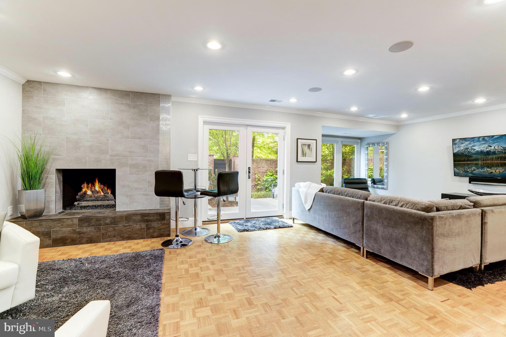 RIXEY VIEW - Residential