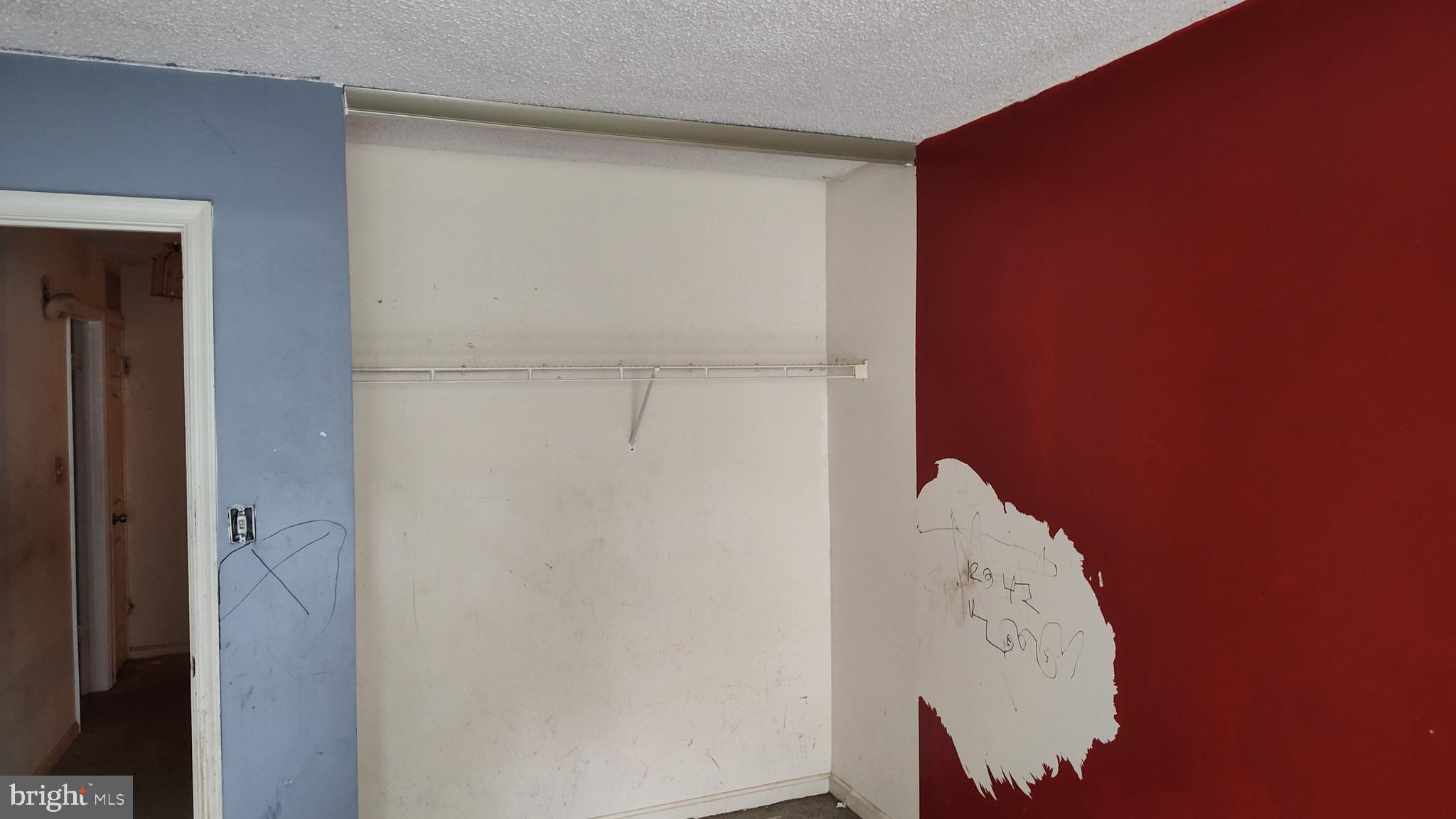 MAYFAIR-PLAT THREE - Residential