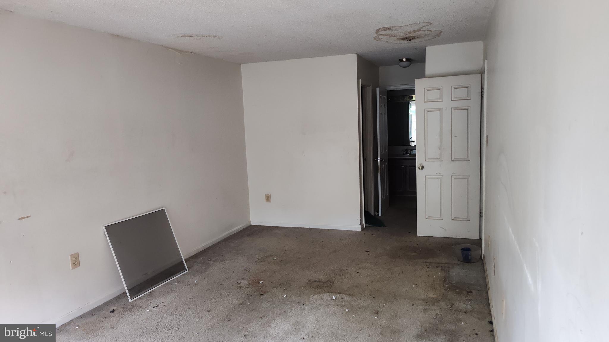 MAYFAIR-PLAT THREE - Residential