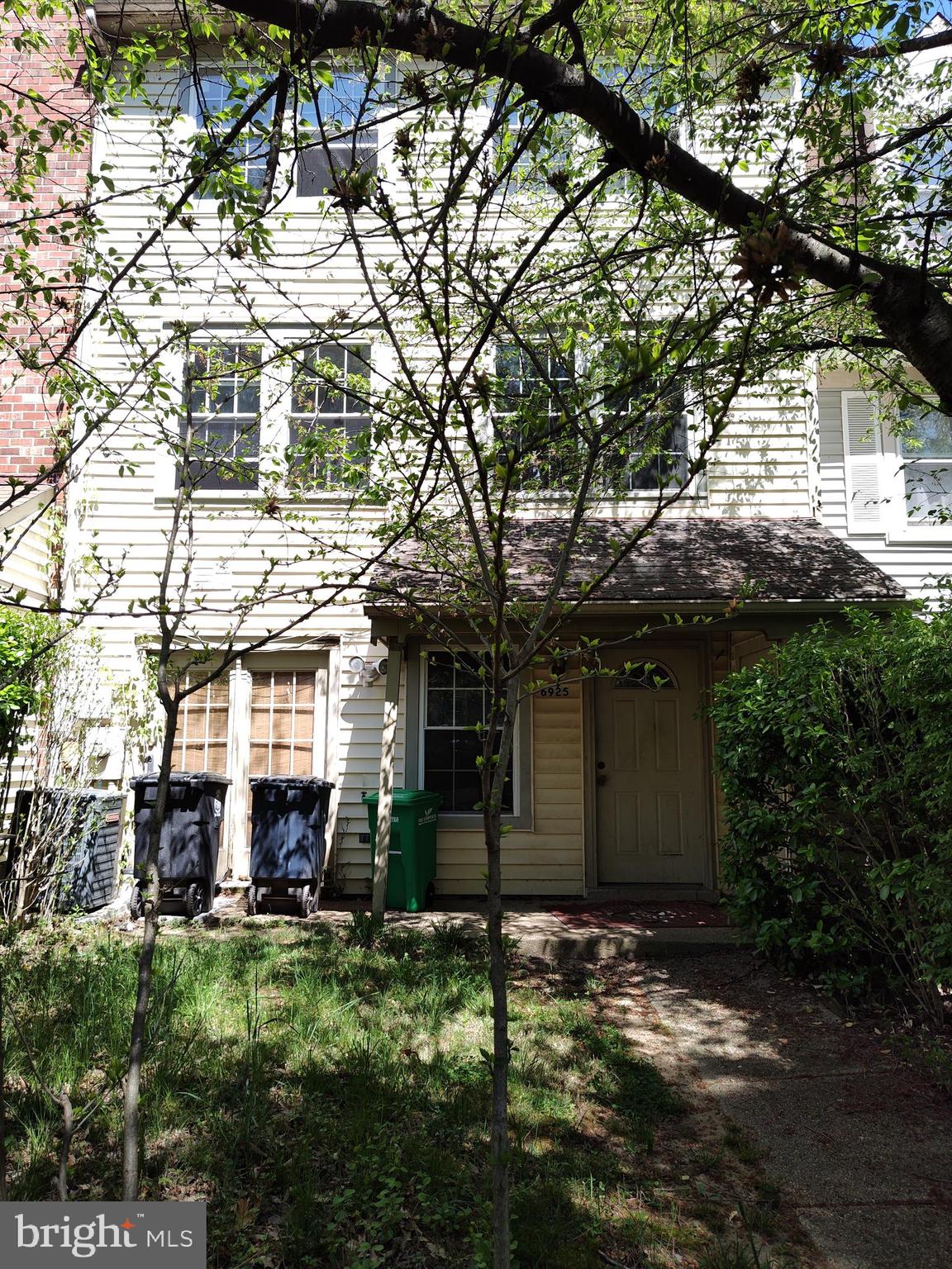 MAYFAIR-PLAT THREE - Residential