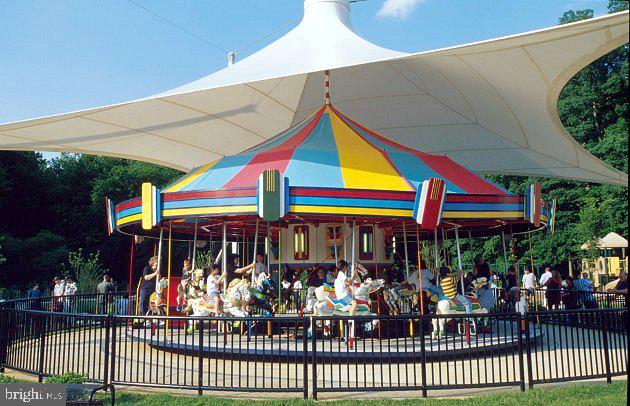 RAMBLEWOOD AT DAVENTRY - Residential