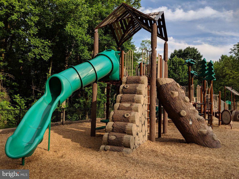 RAMBLEWOOD AT DAVENTRY - Residential