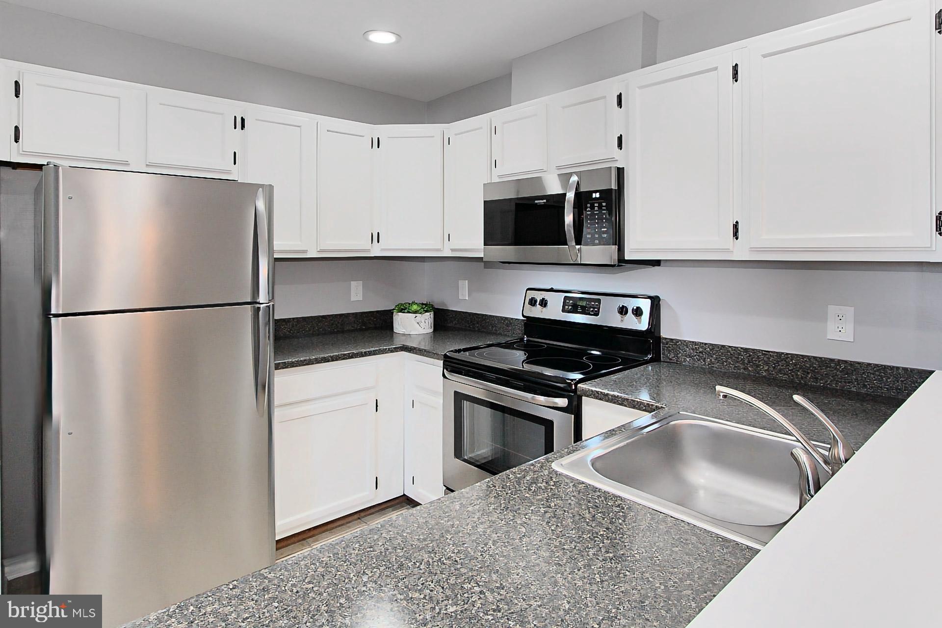 RAMBLEWOOD AT DAVENTRY - Residential