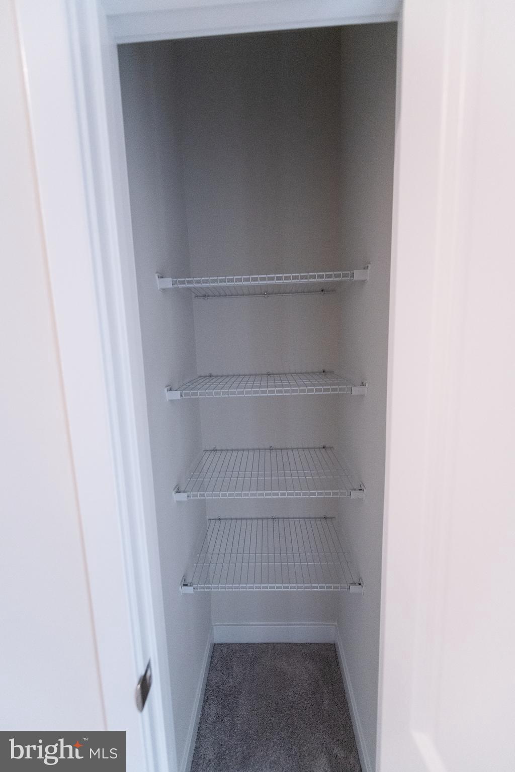 VILLAGE OF TOWNE SQUARE - Residential Lease