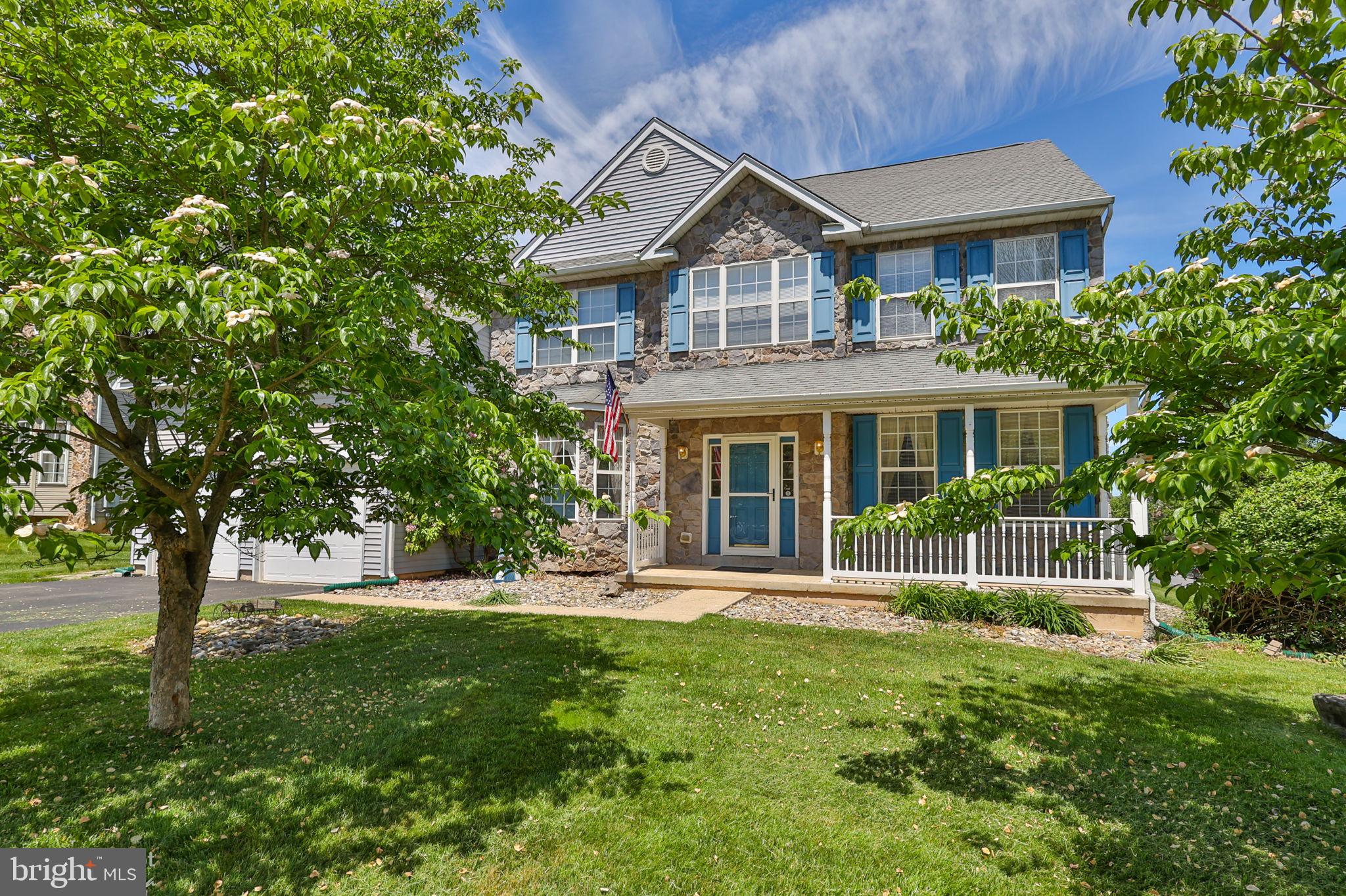 13 WINDRIFT COURT