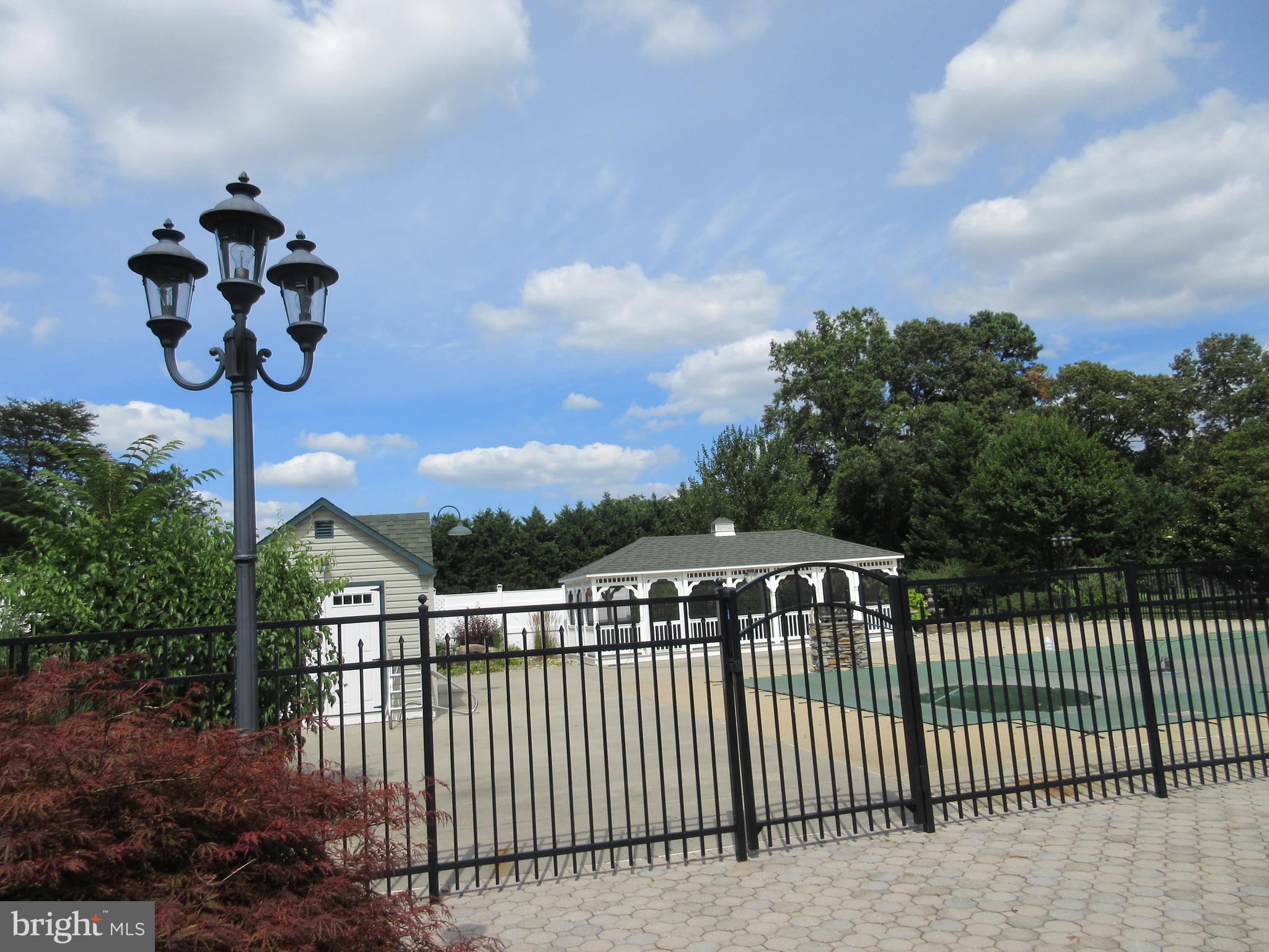 SEVERN - Residential