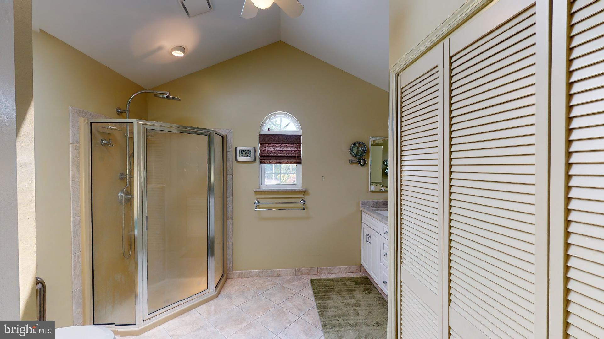 SEVERN - Residential