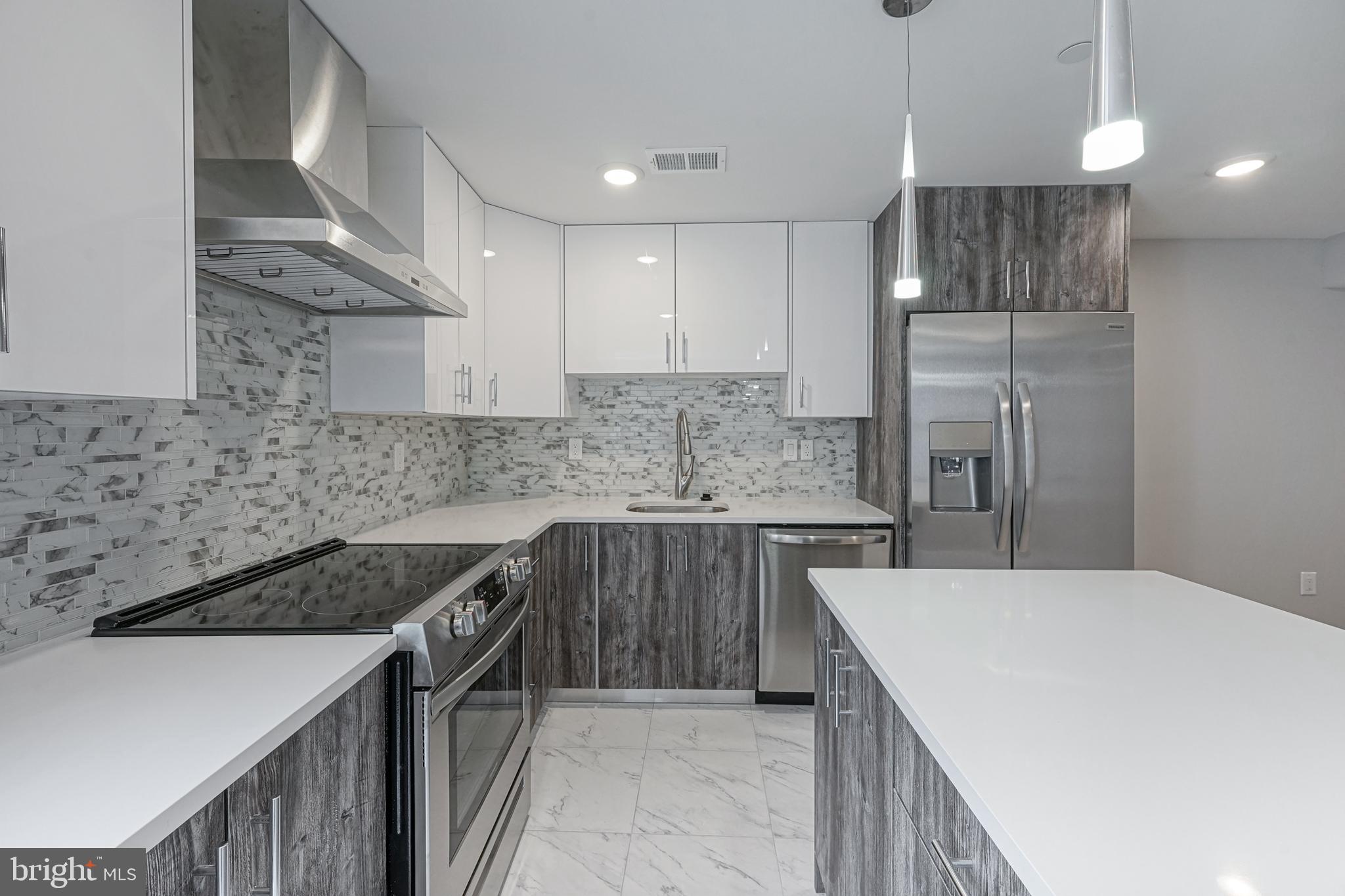 FRANCISVILLE - Residential Lease