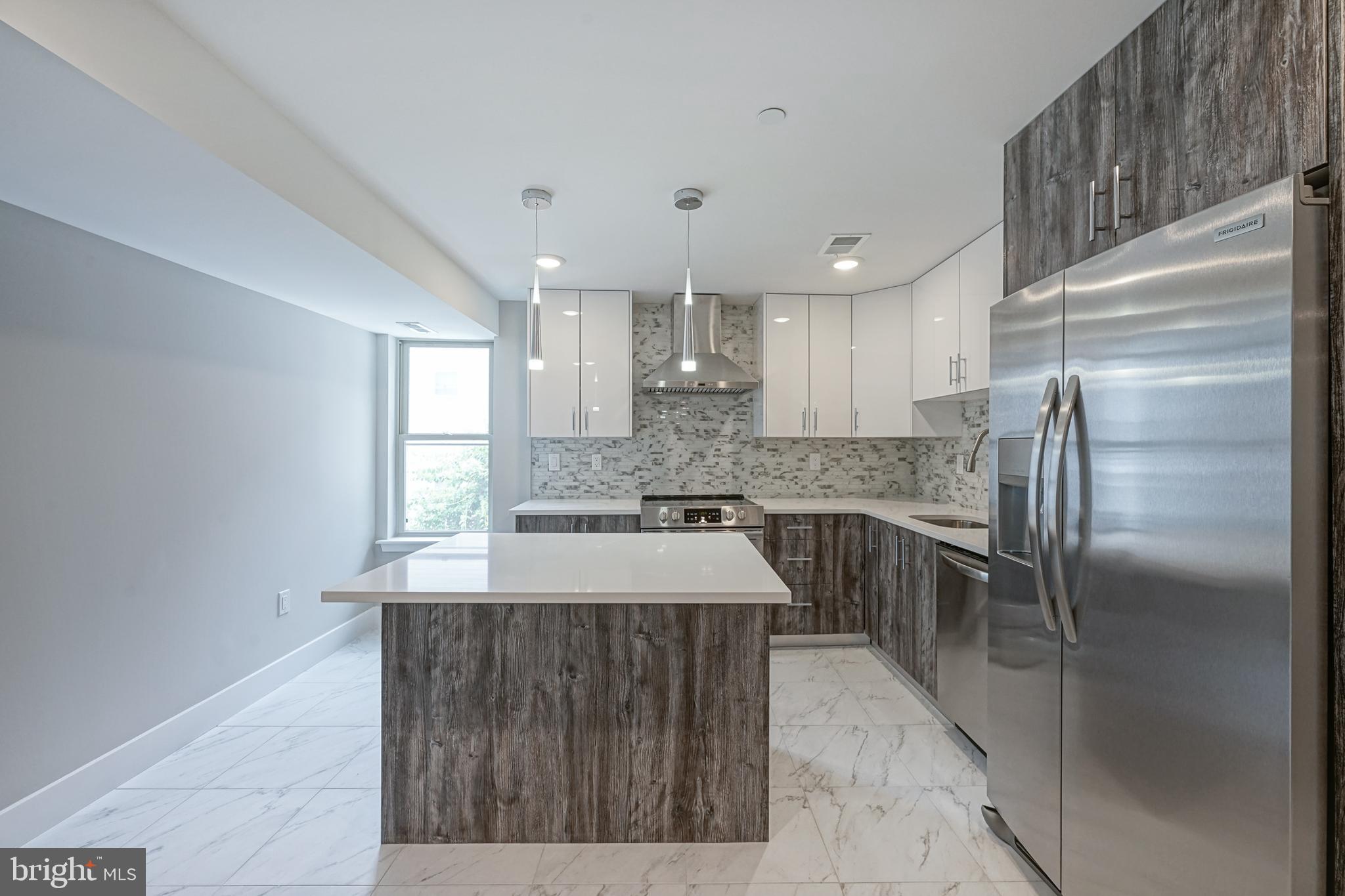 FRANCISVILLE - Residential Lease