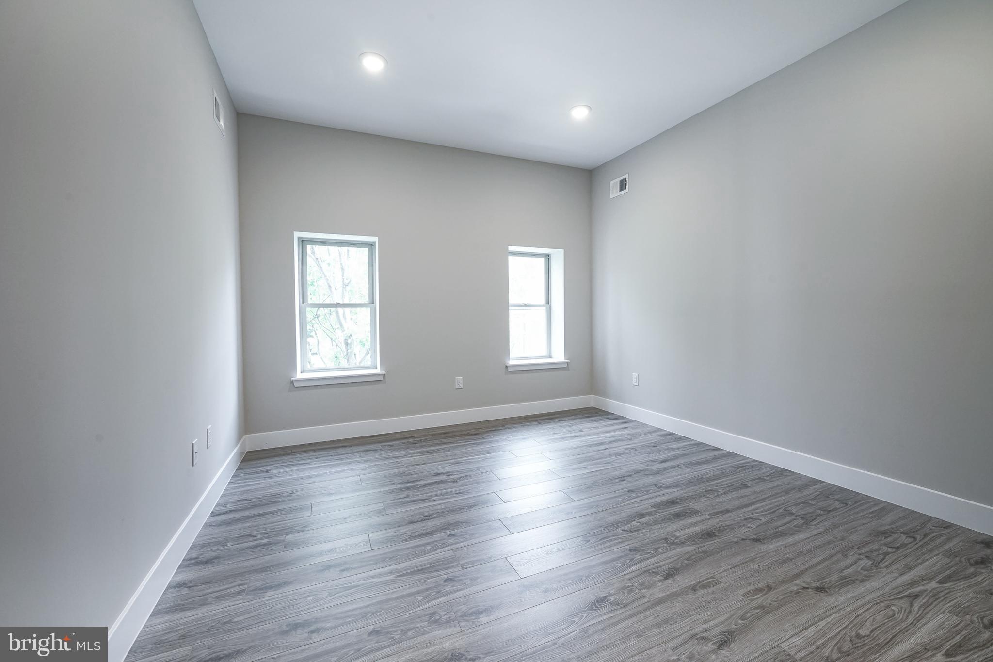 FRANCISVILLE - Residential Lease