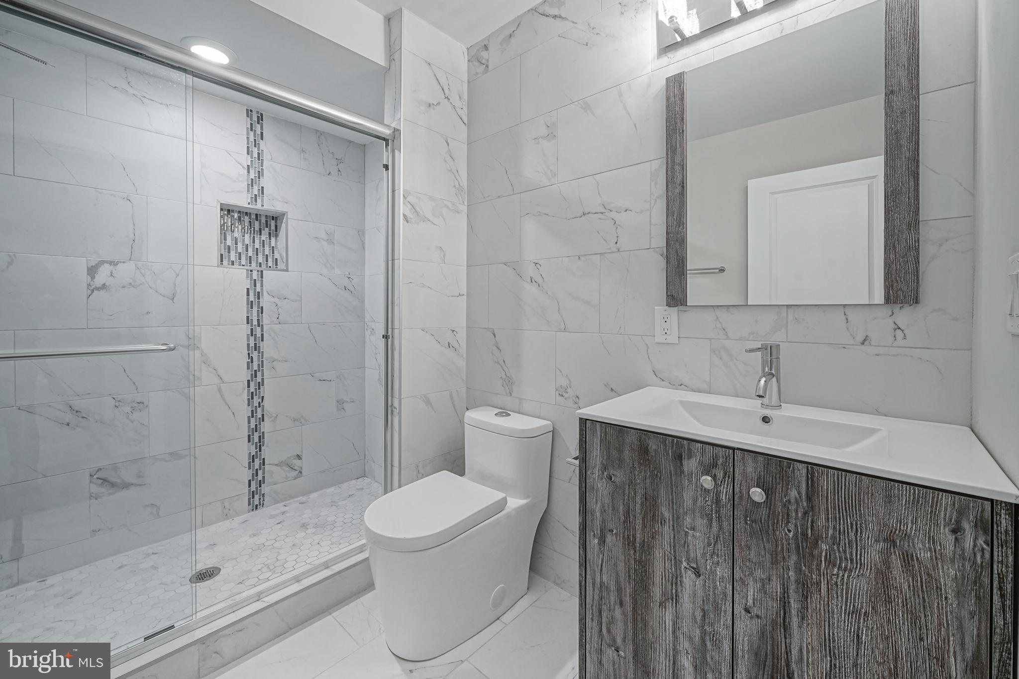 FRANCISVILLE - Residential Lease