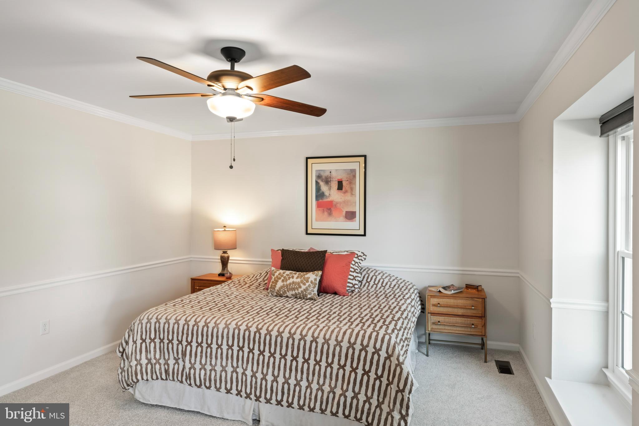 ROLLING HILLS - Residential