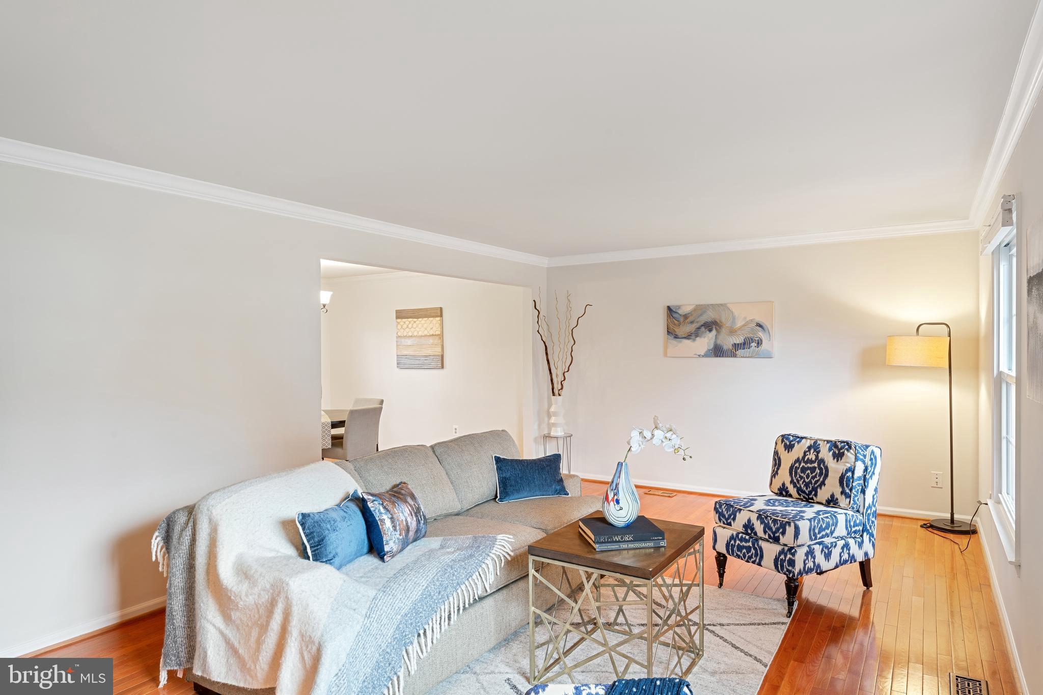 ROLLING HILLS - Residential