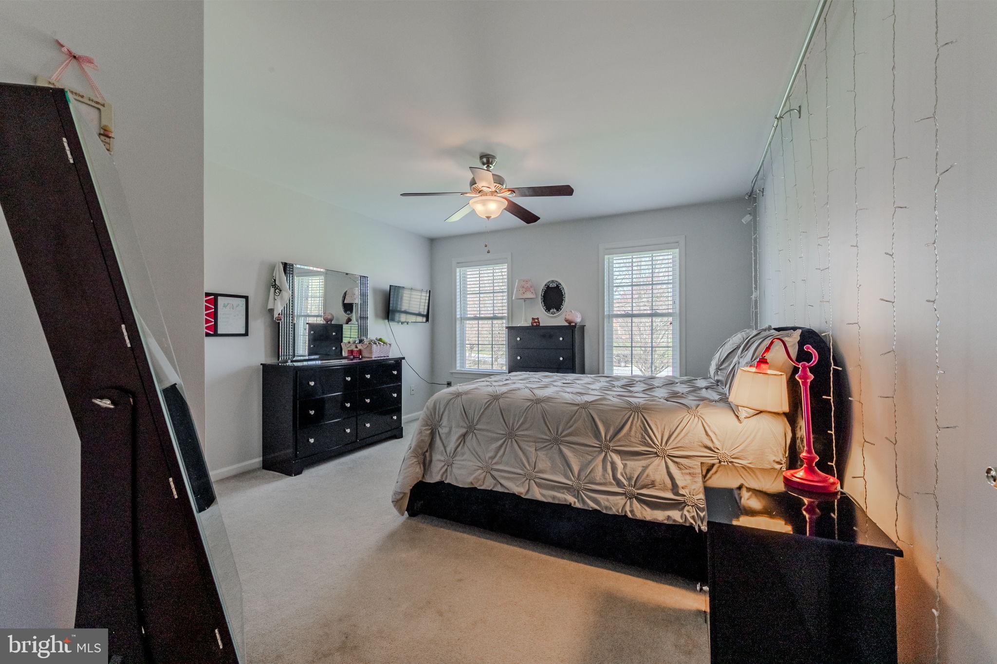 STONEGATE - Residential