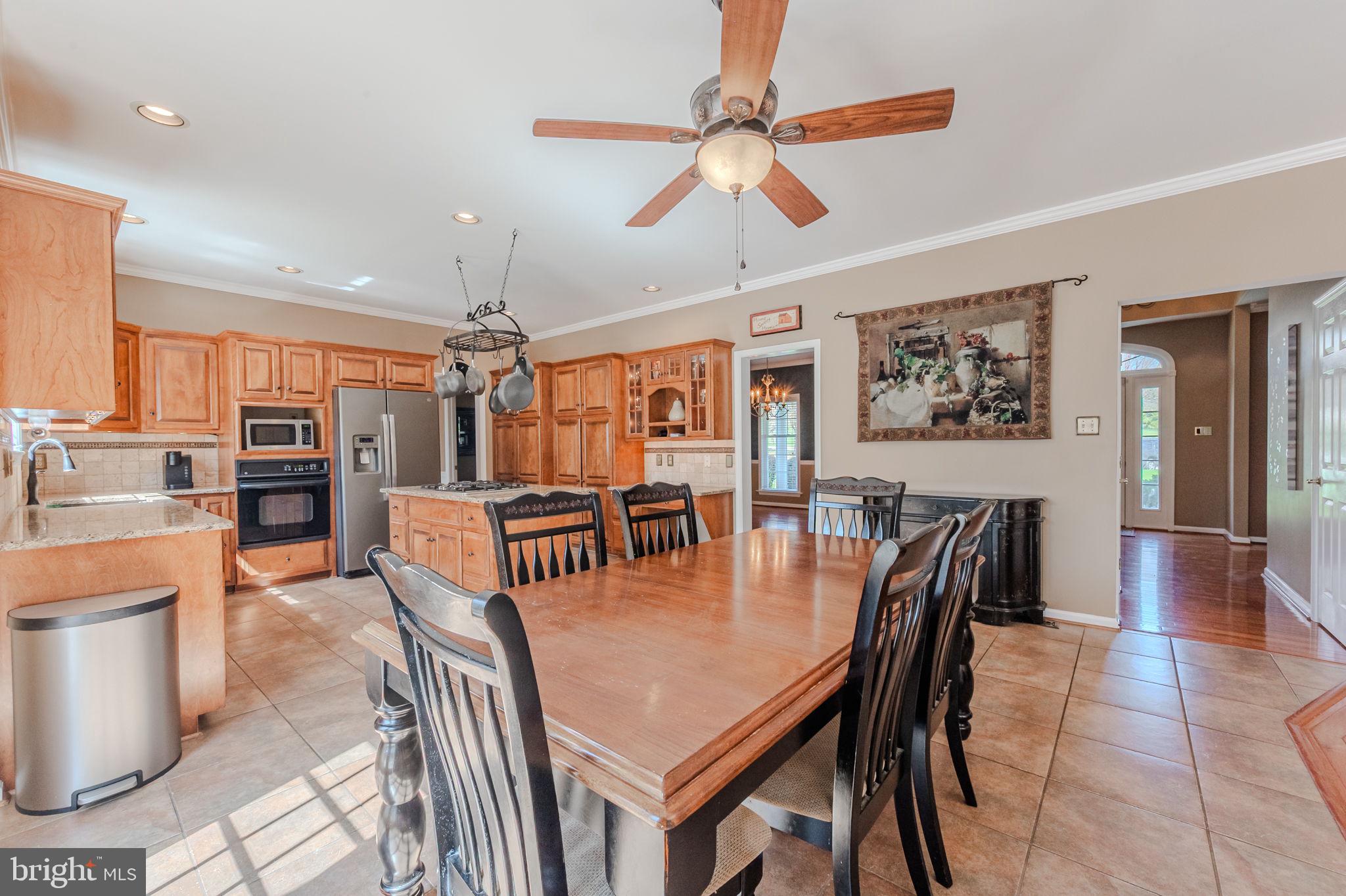 STONEGATE - Residential