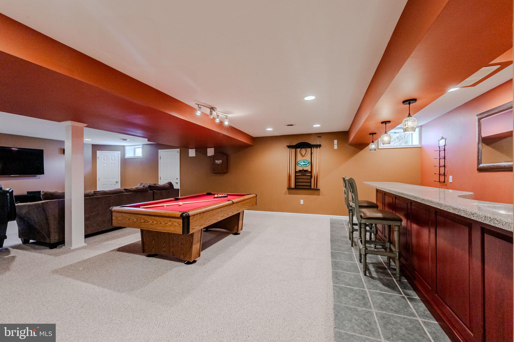 STONEGATE - Residential