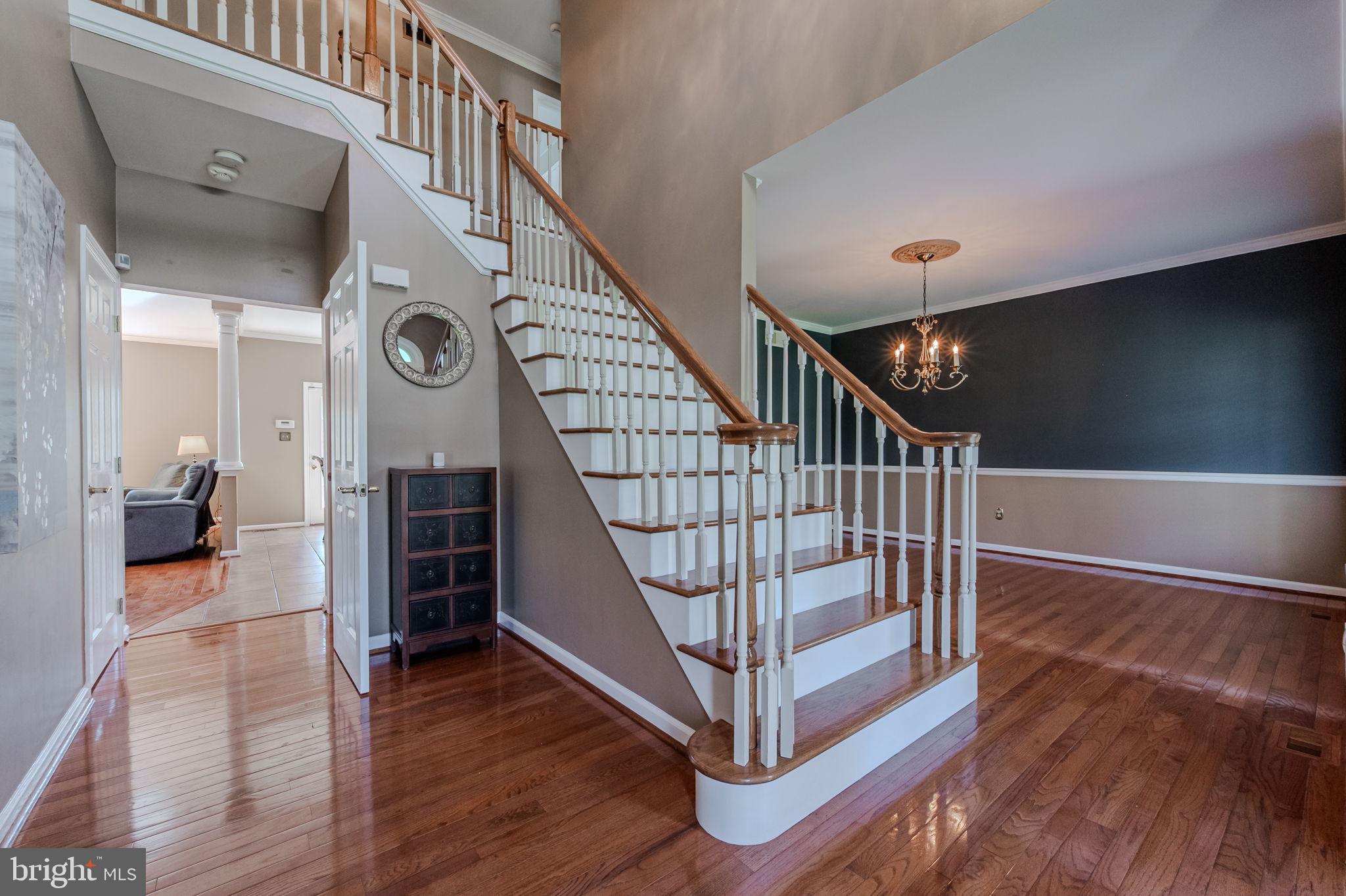 STONEGATE - Residential