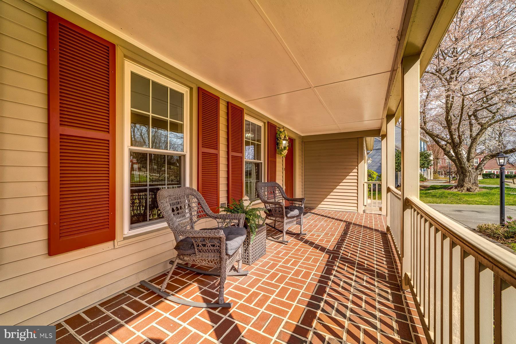 HUNTER VILLAGE - Residential