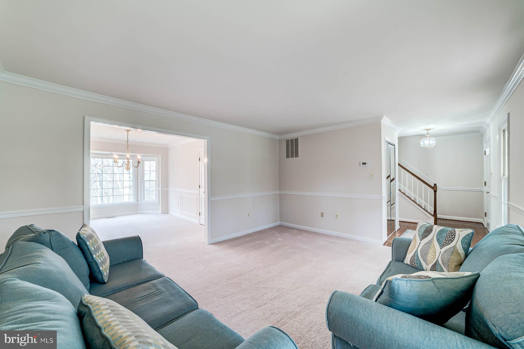 HUNTER VILLAGE - Residential