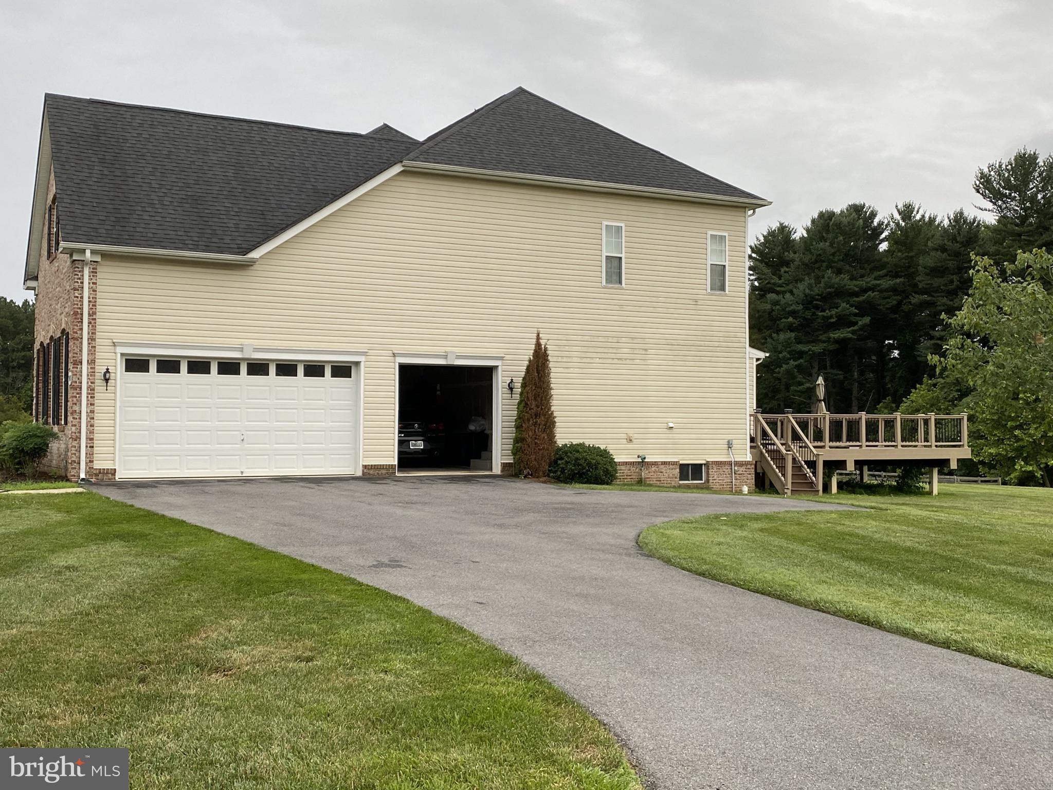 MERIWETHER FARM - Residential