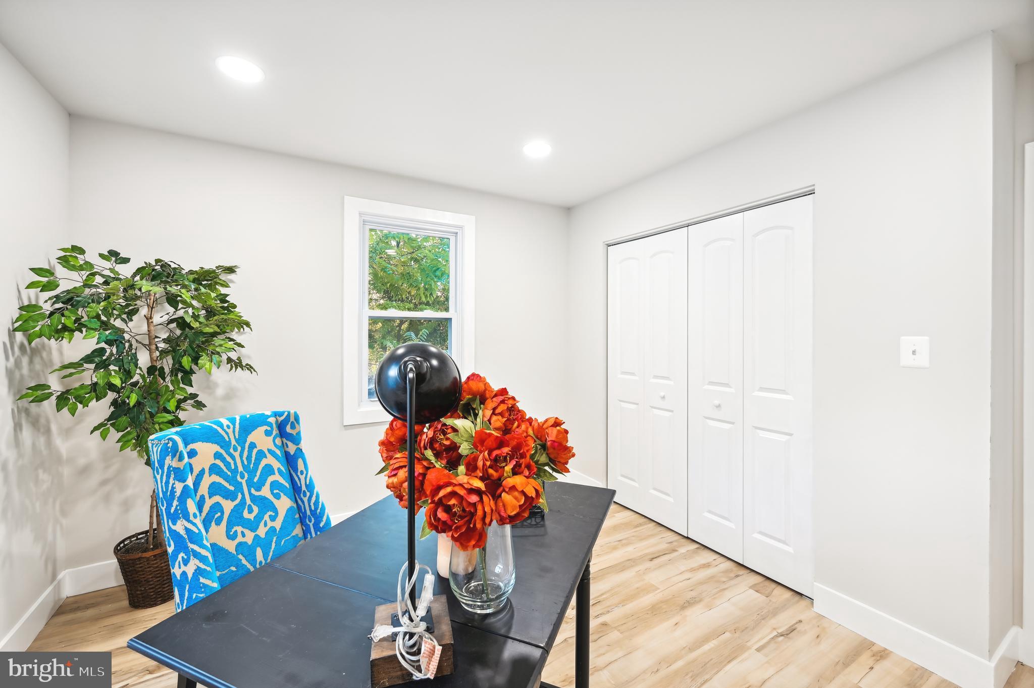 WILLIAM BORGMANN - Residential