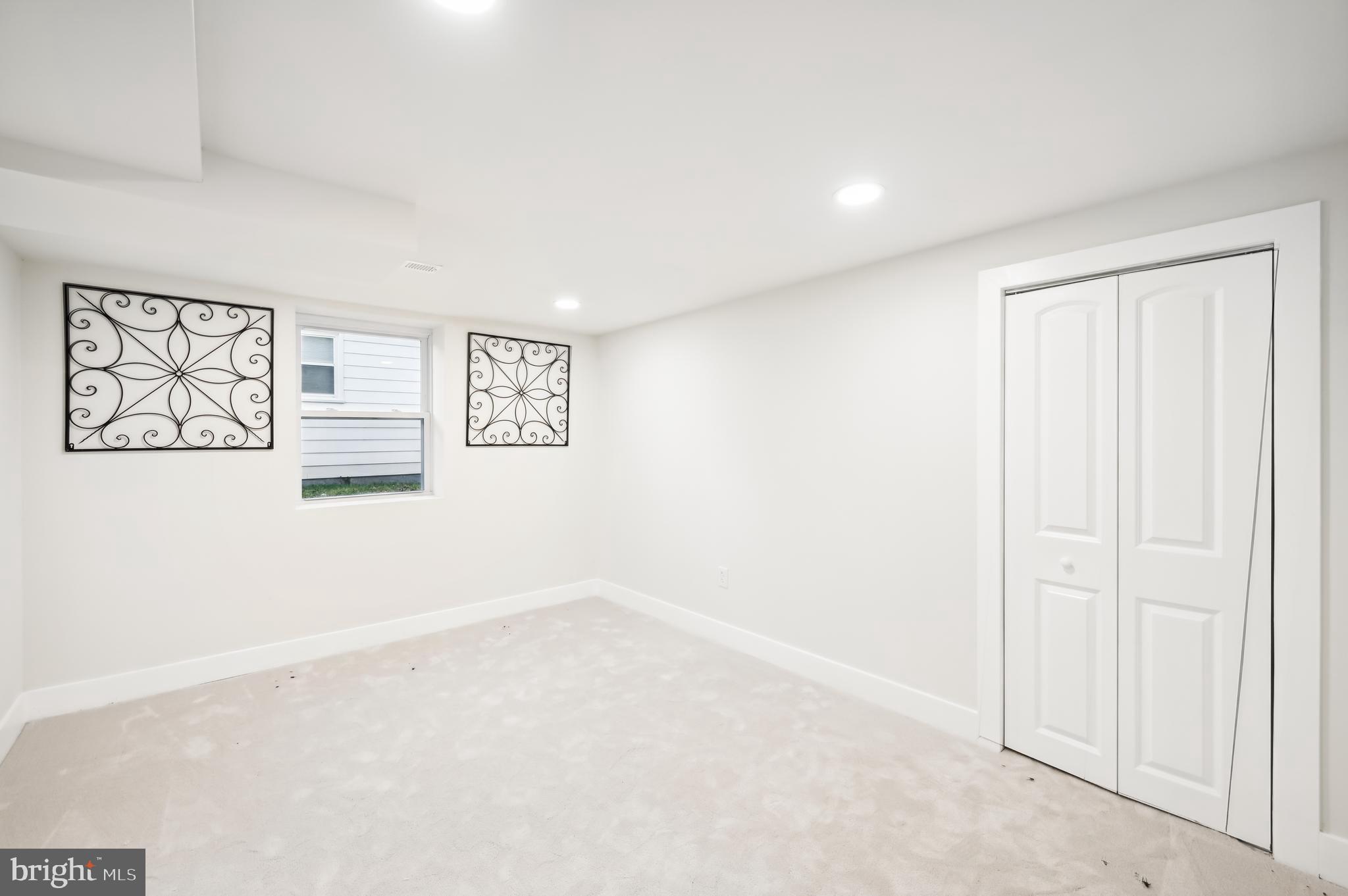 WILLIAM BORGMANN - Residential