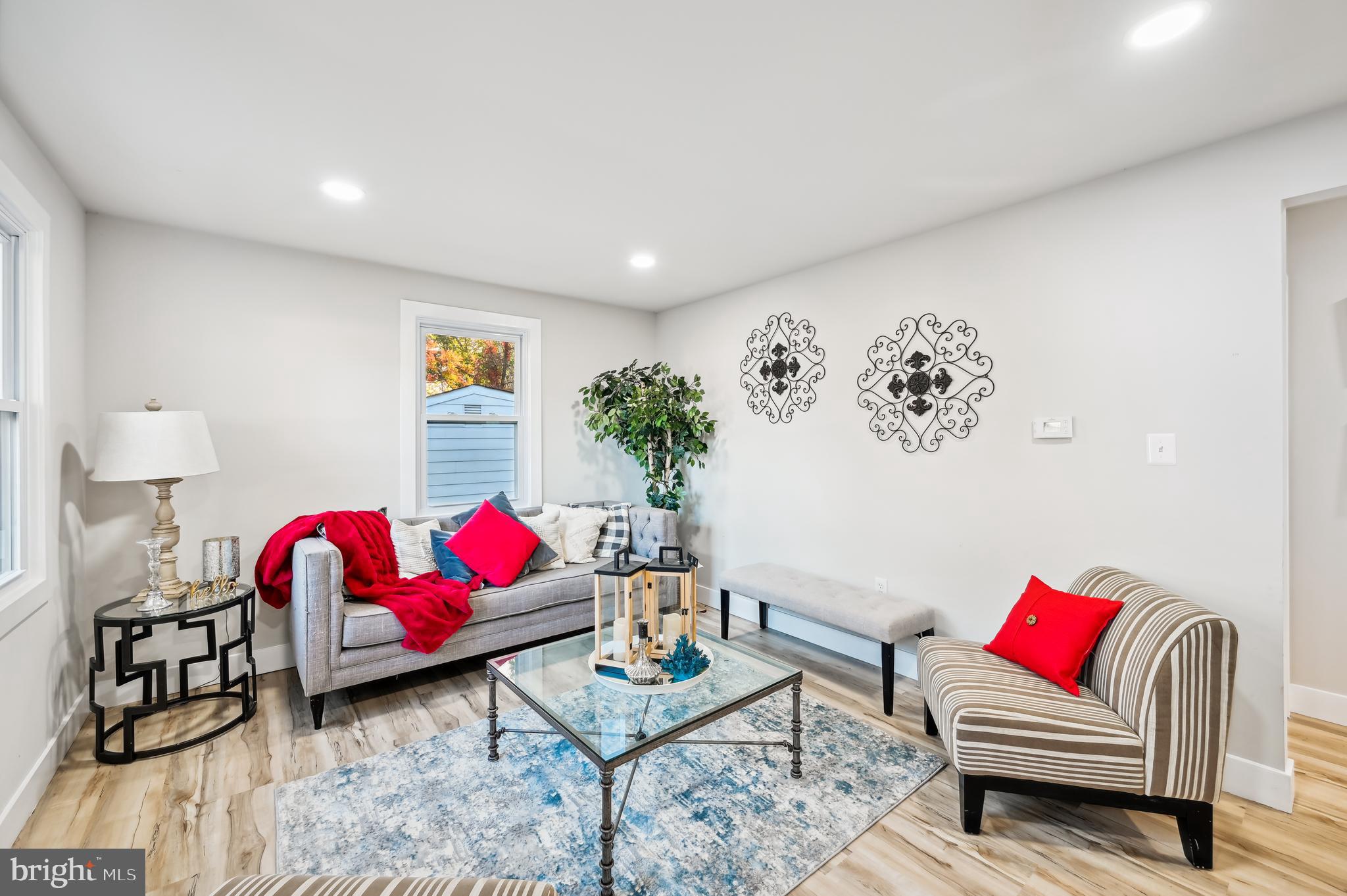 WILLIAM BORGMANN - Residential