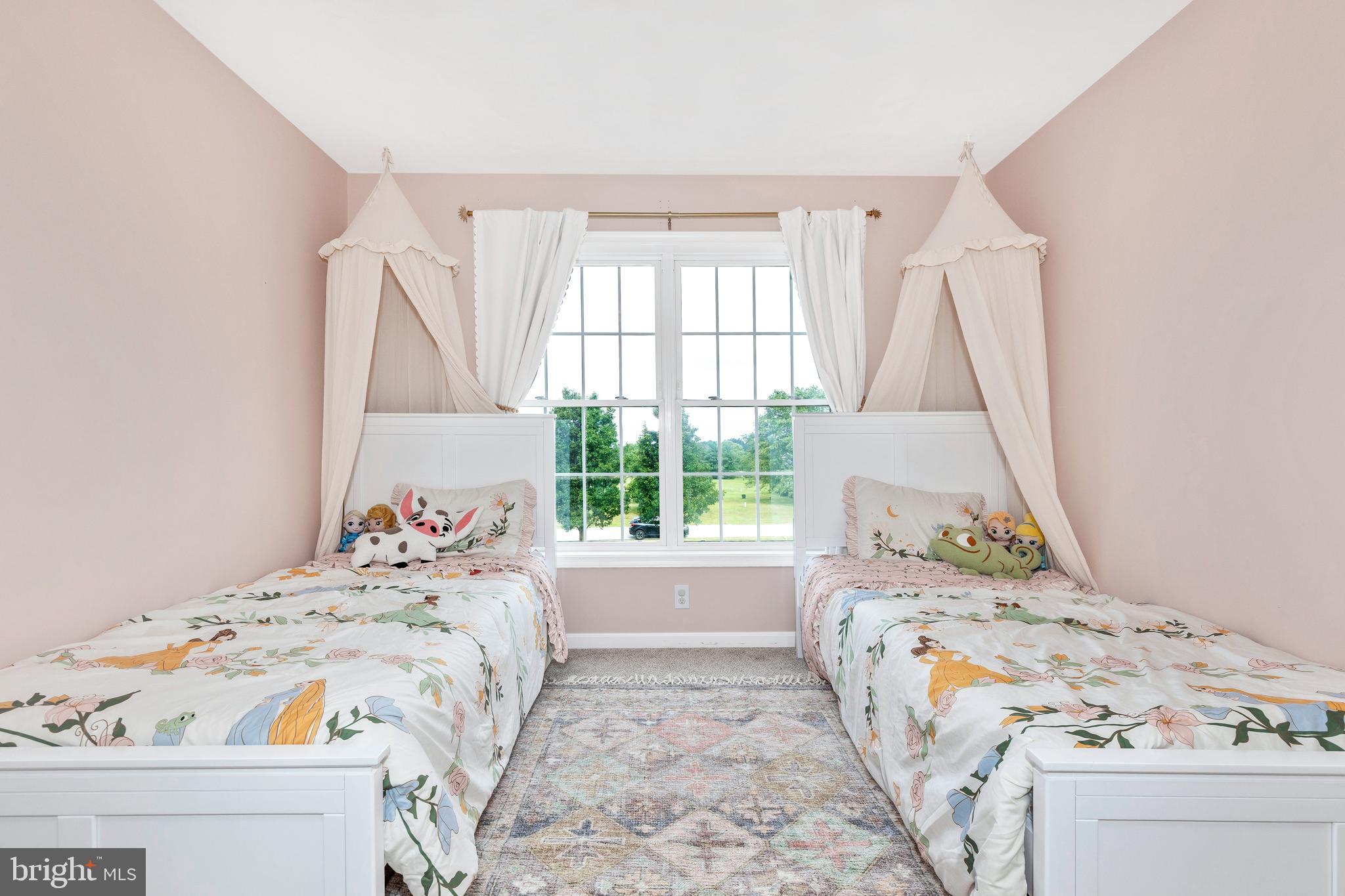 HUNTERS RIDGE - Residential