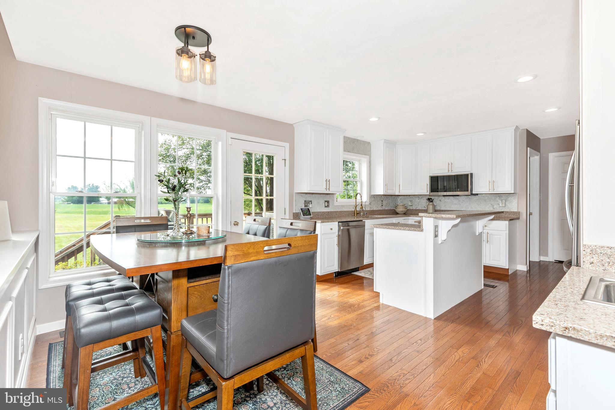 HUNTERS RIDGE - Residential