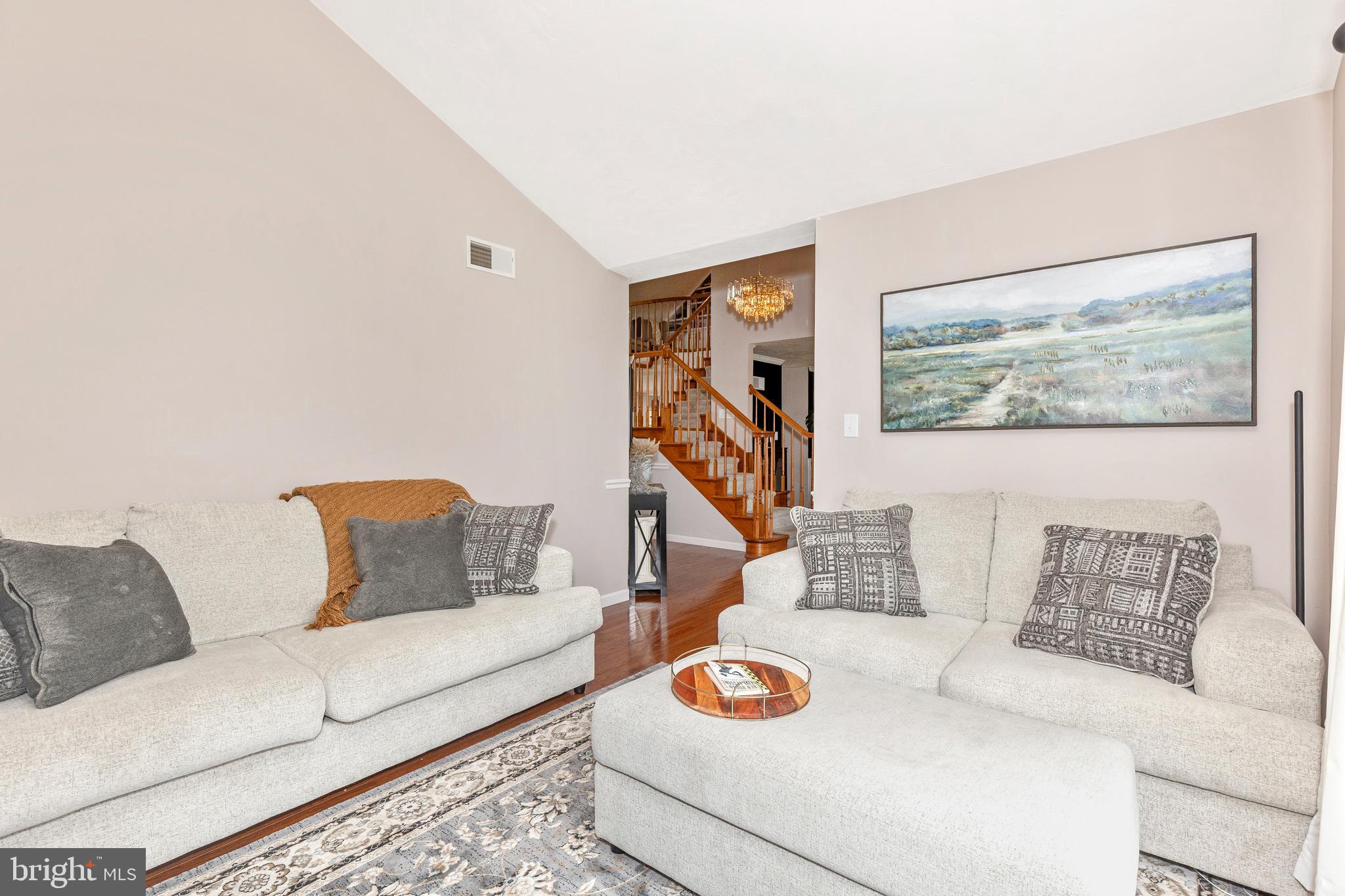 HUNTERS RIDGE - Residential