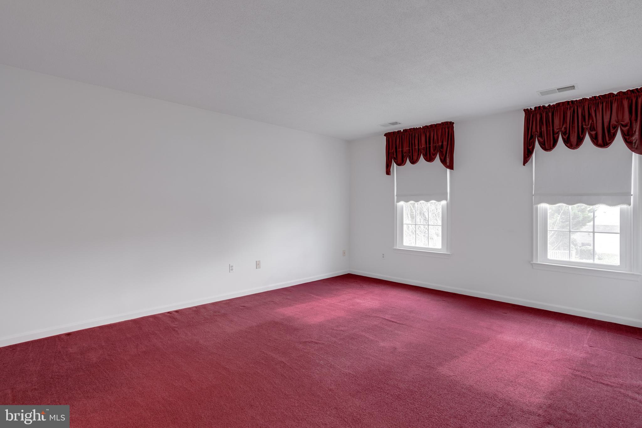 SOMERSET SOUTH - Residential