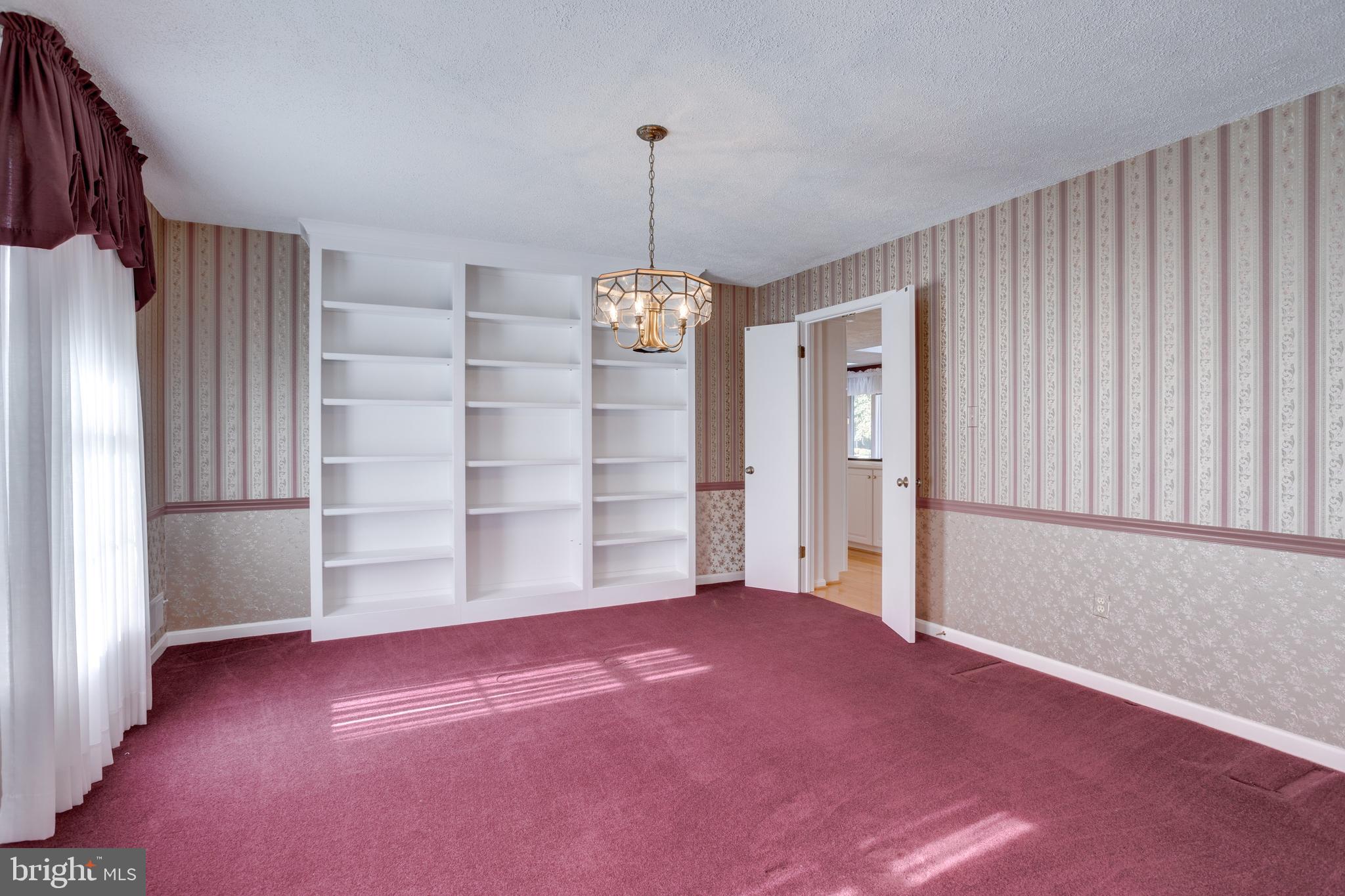 SOMERSET SOUTH - Residential