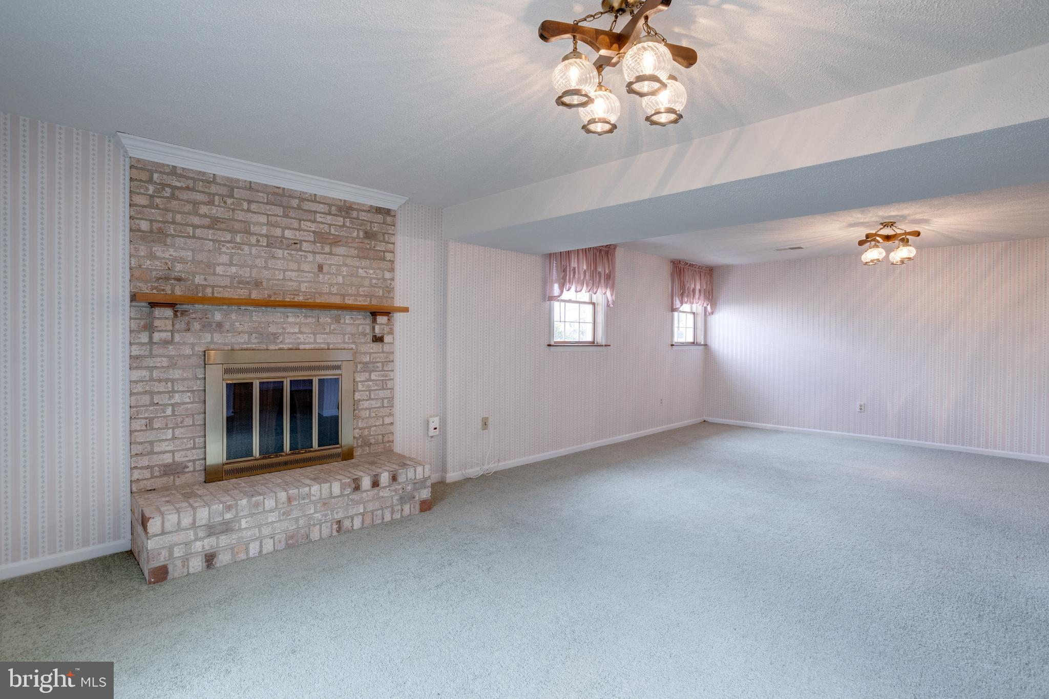 SOMERSET SOUTH - Residential