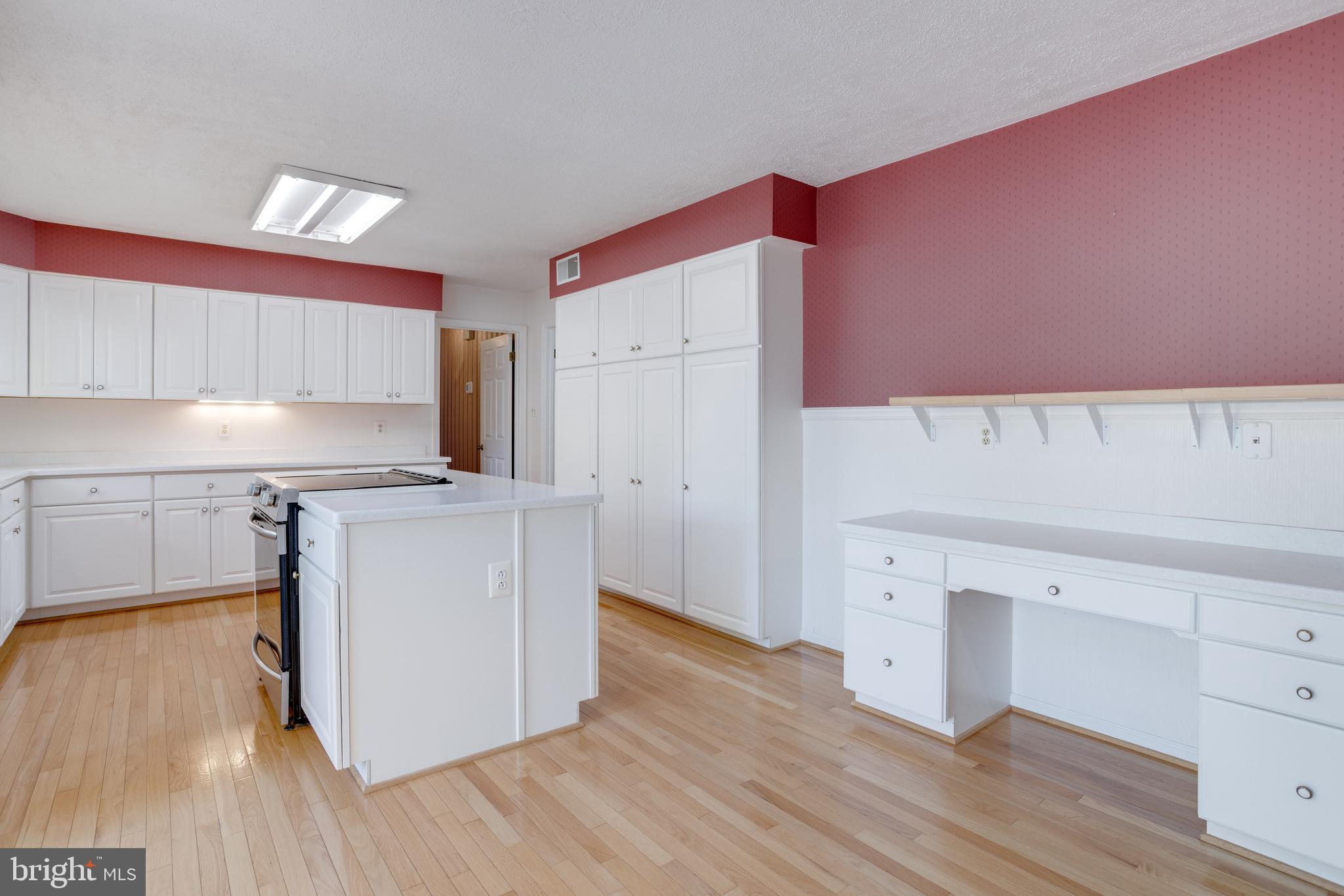 SOMERSET SOUTH - Residential