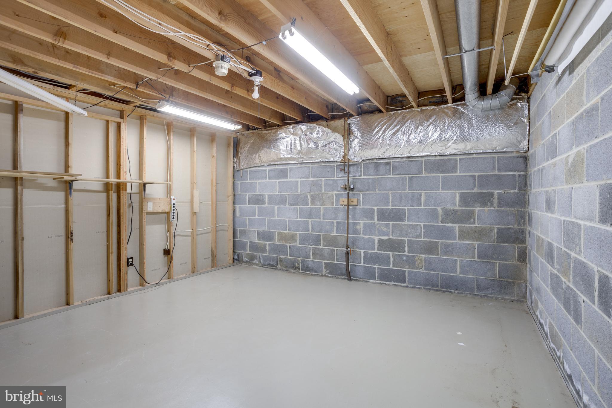 SOMERSET SOUTH - Residential