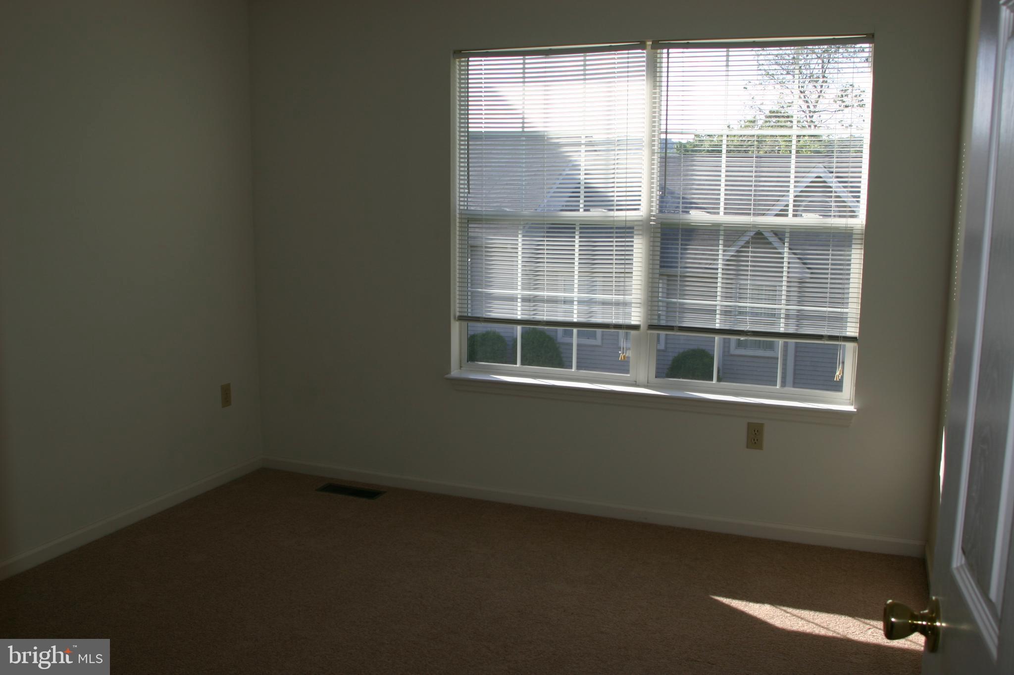 LAUREL SPRINGS - Residential Lease