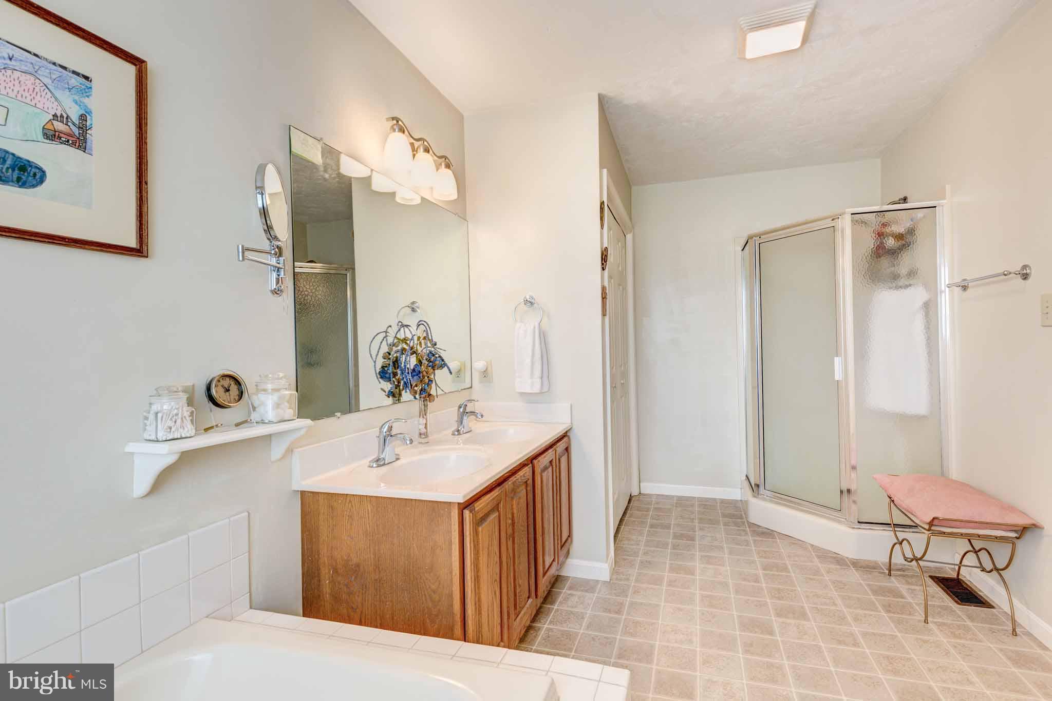 HUNTERS RIDGE - Residential