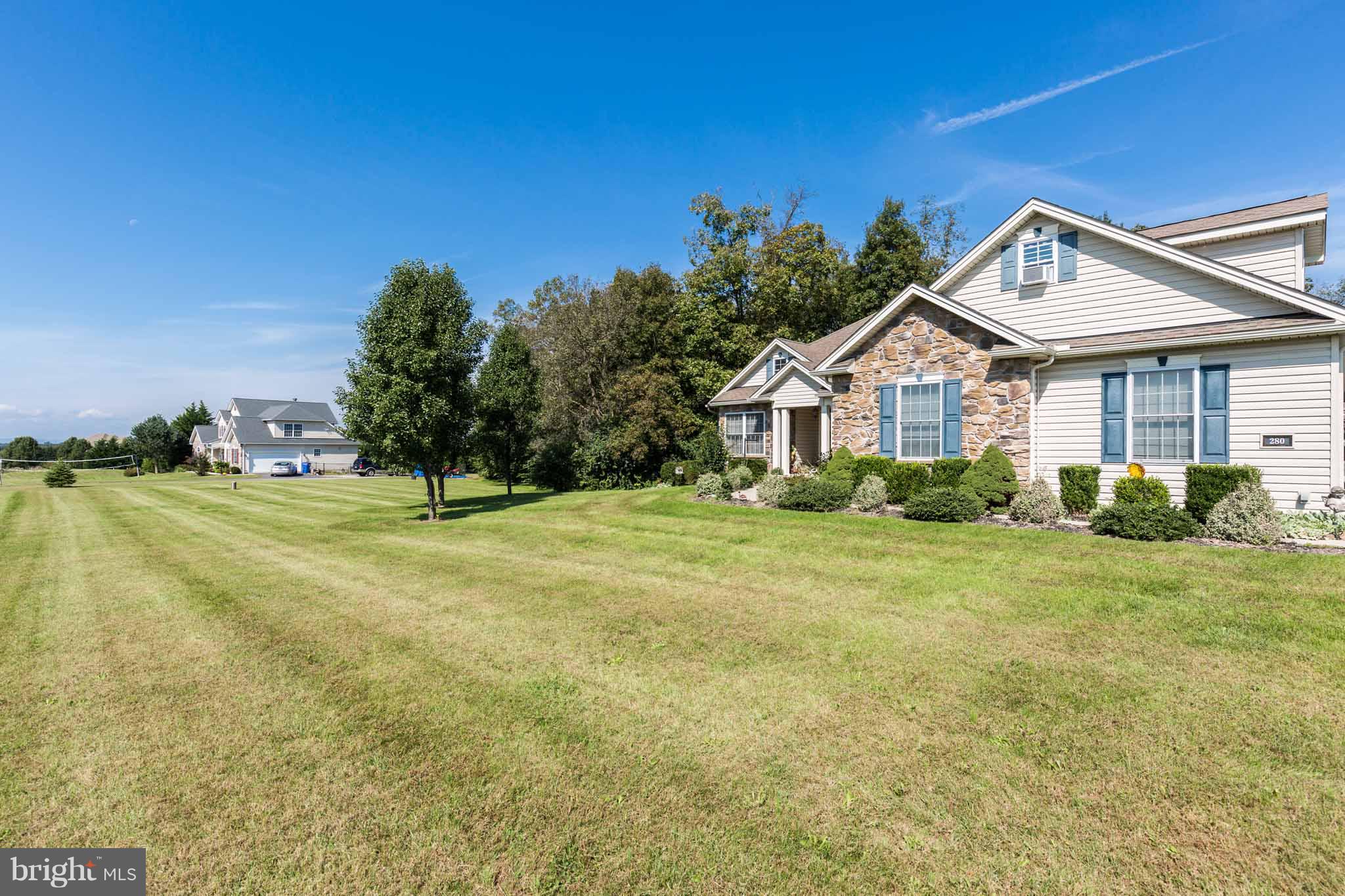 HUNTERS RIDGE - Residential